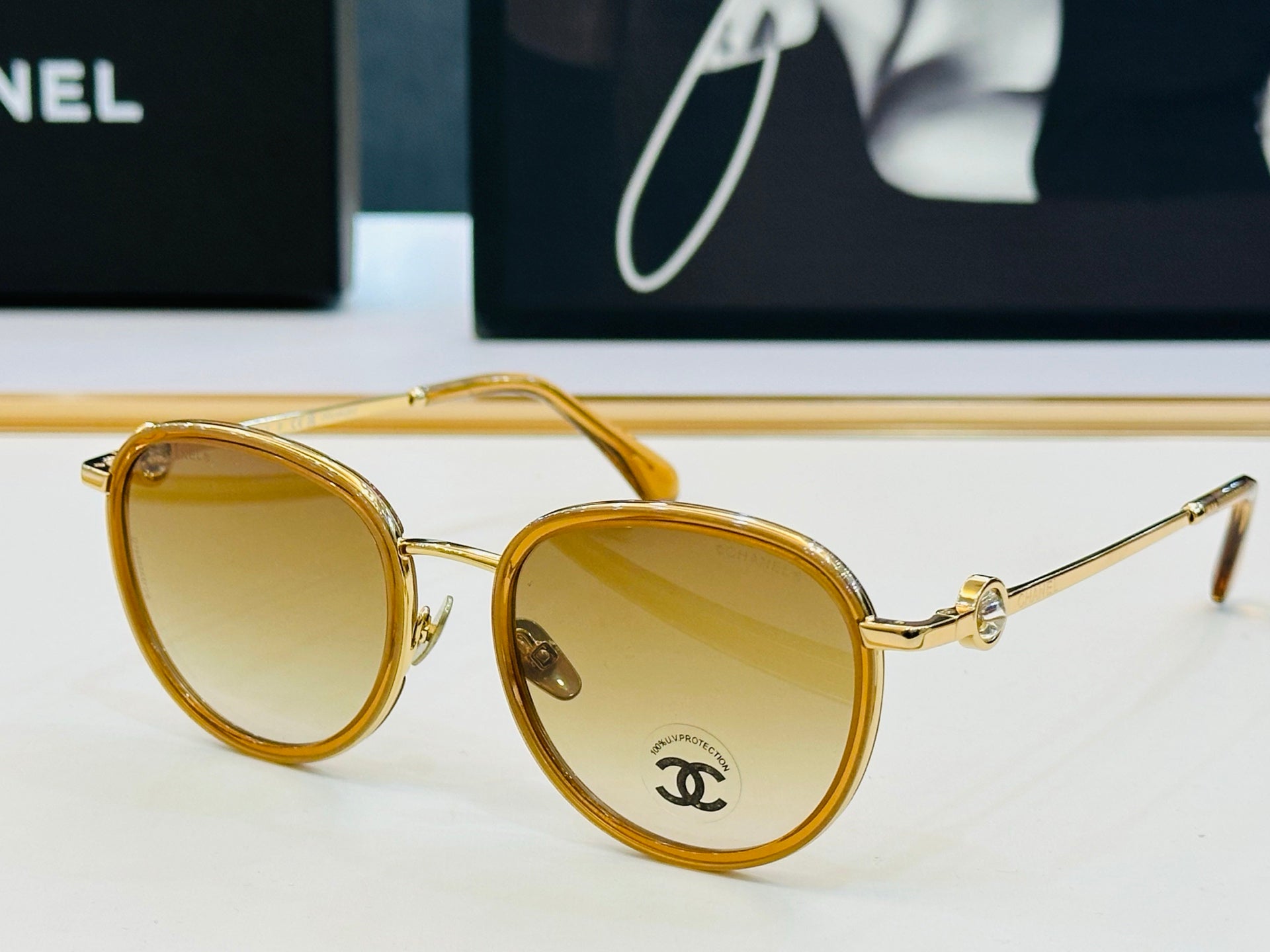 Chanel Sunglasses 697202