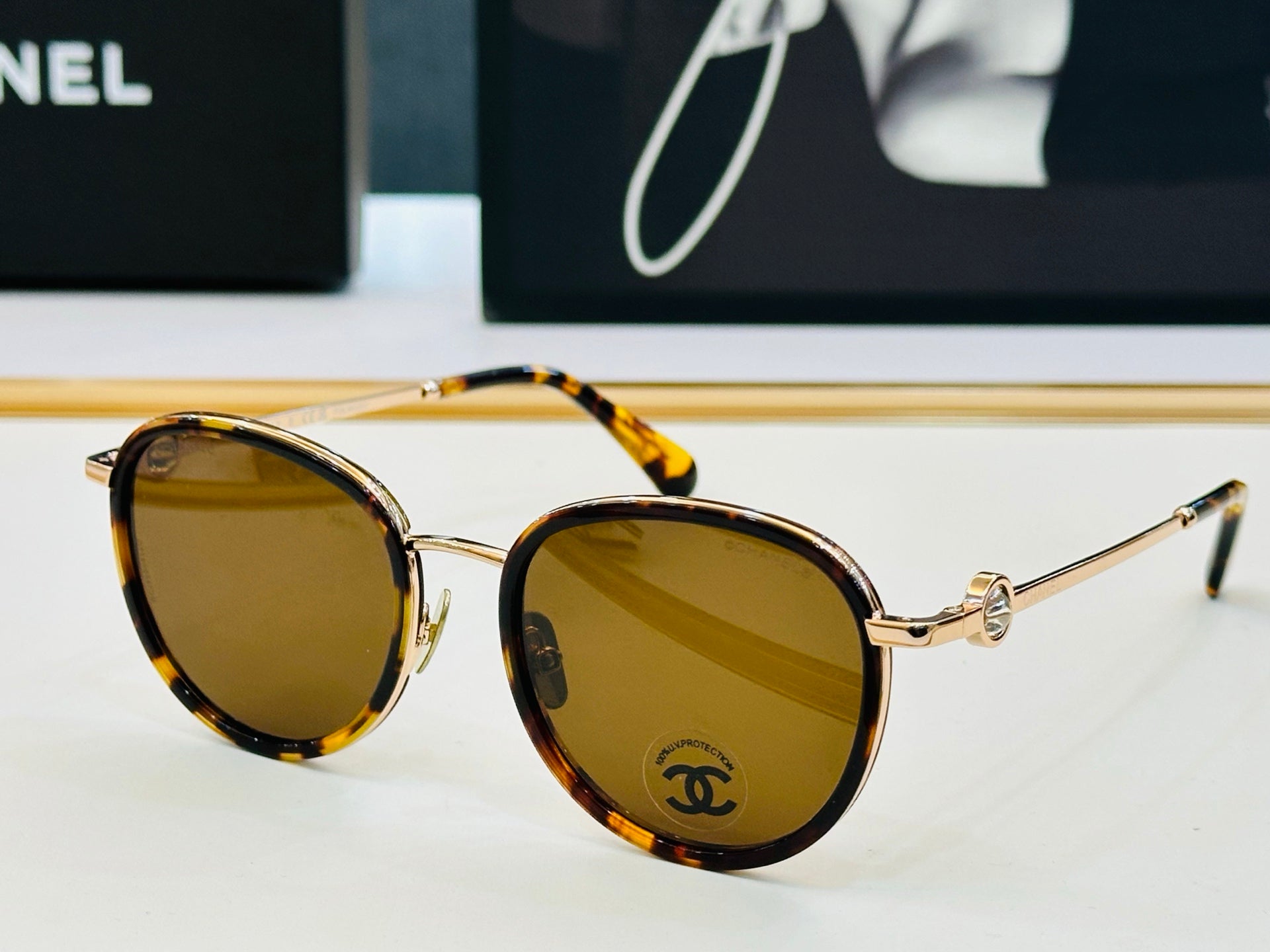 Chanel Sunglasses 697202