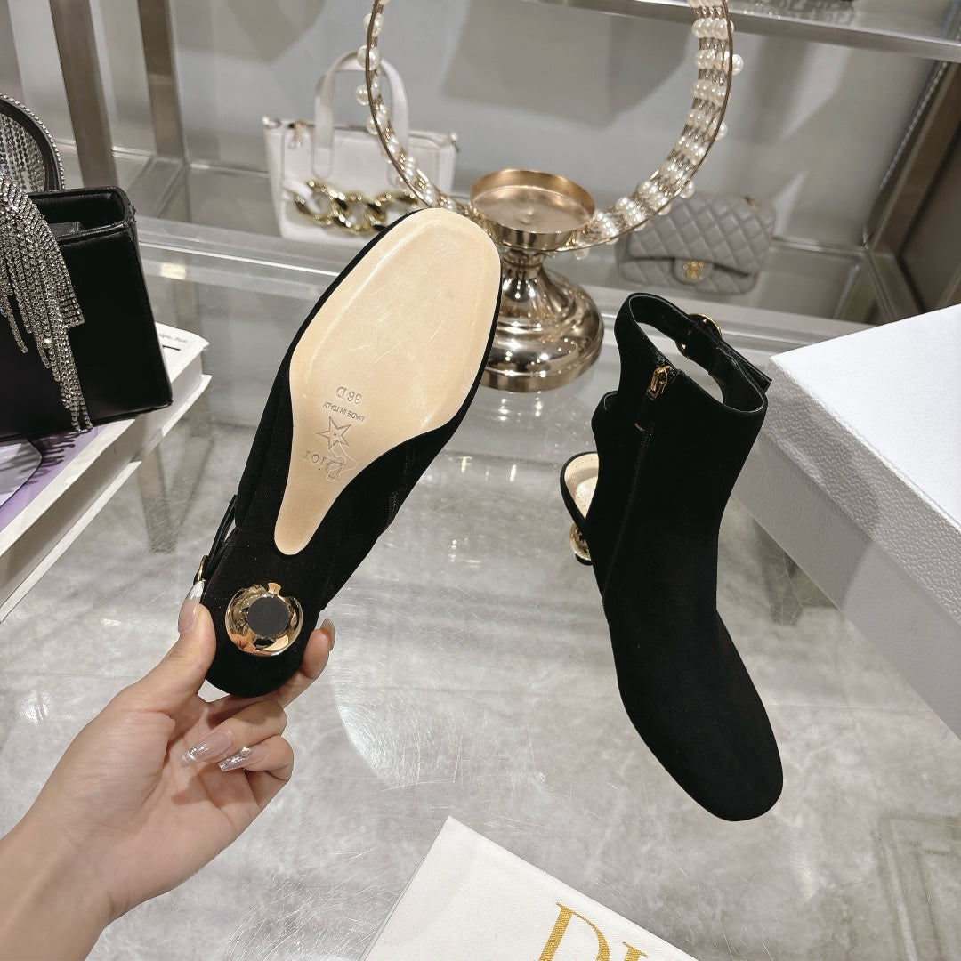 D-Idole Heeled Ankle Boot In Black Suede 996438