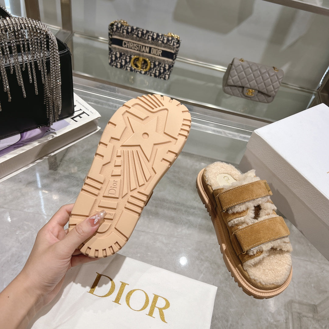 CD Dioract Slide 40mm In Caramel Suede 996358