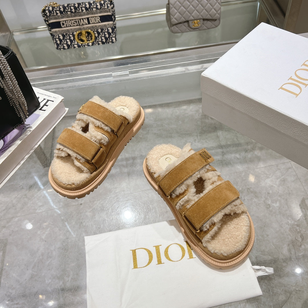 CD Dioract Slide 40mm In Caramel Suede 996358