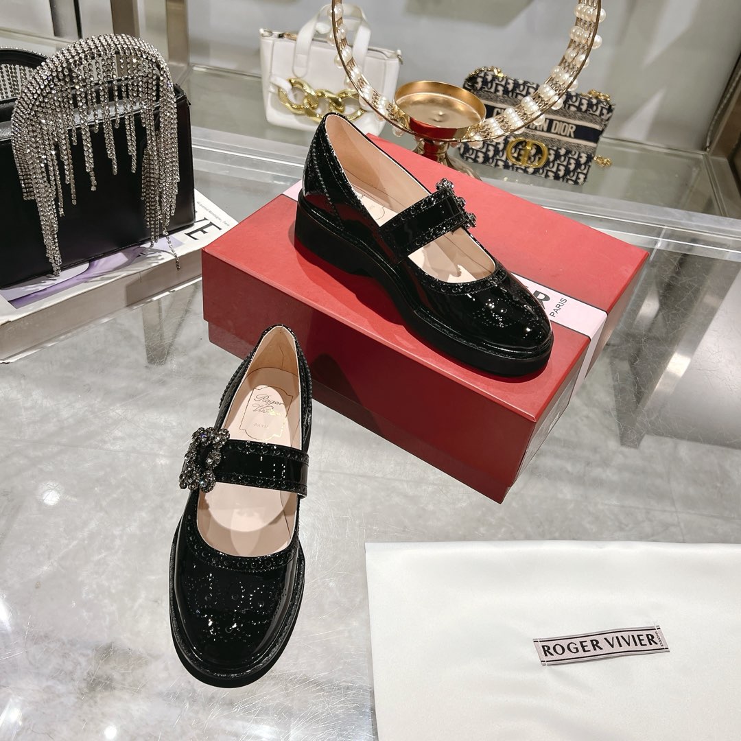 Viv 25 Mary Jane Black Calf Patent Leather 235397