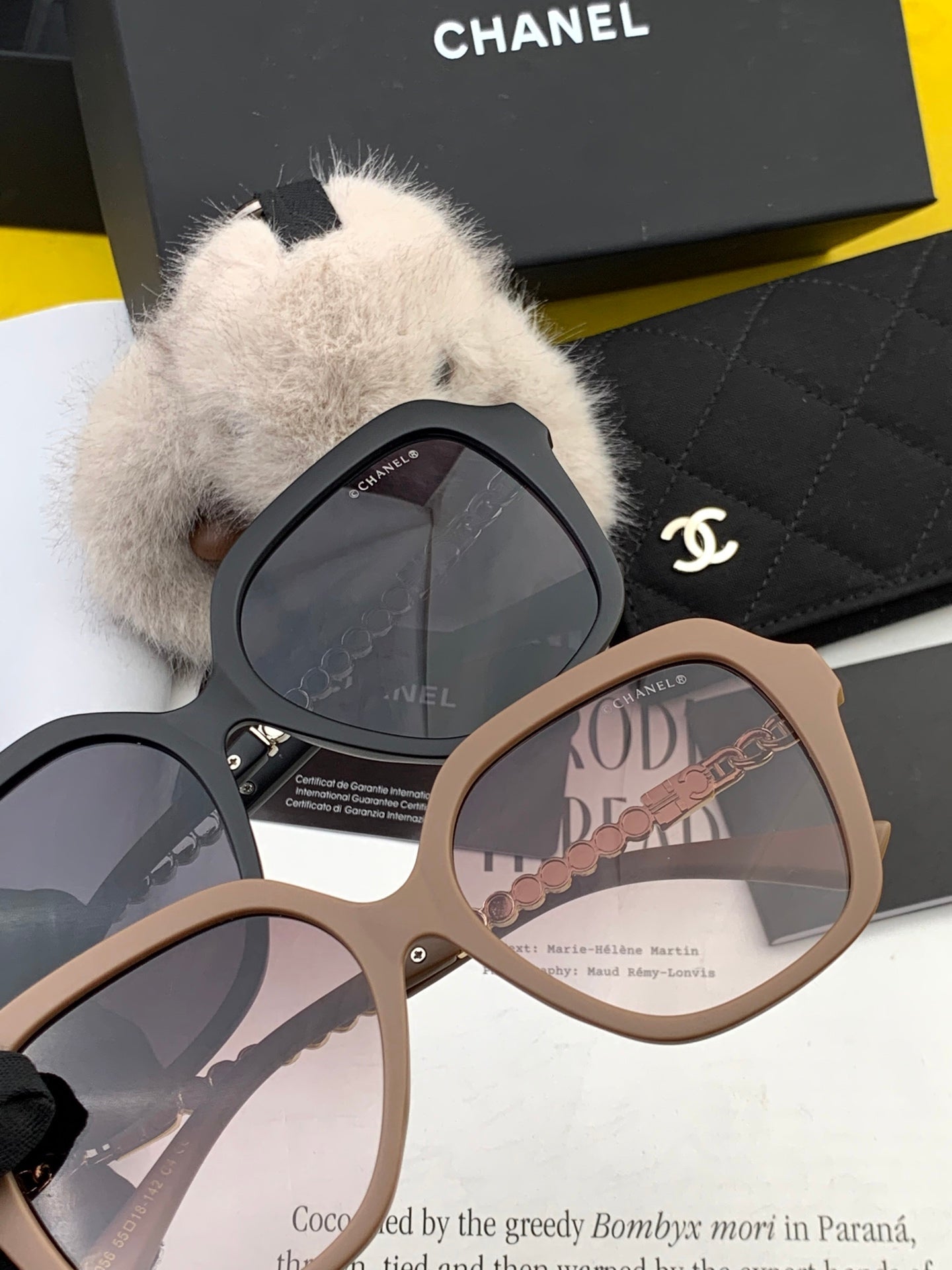 Chanel Sunglasses 560786