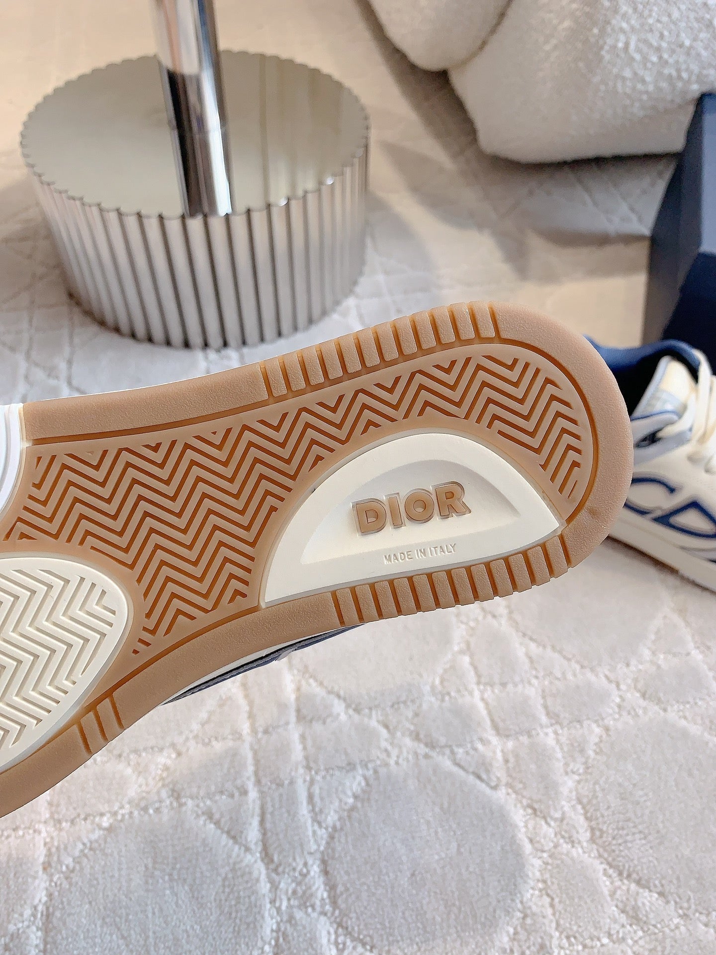 CD B57 Mid-Top Sneaker White Grey Mix Dark Blue Calfskin And Oblique Jacquard