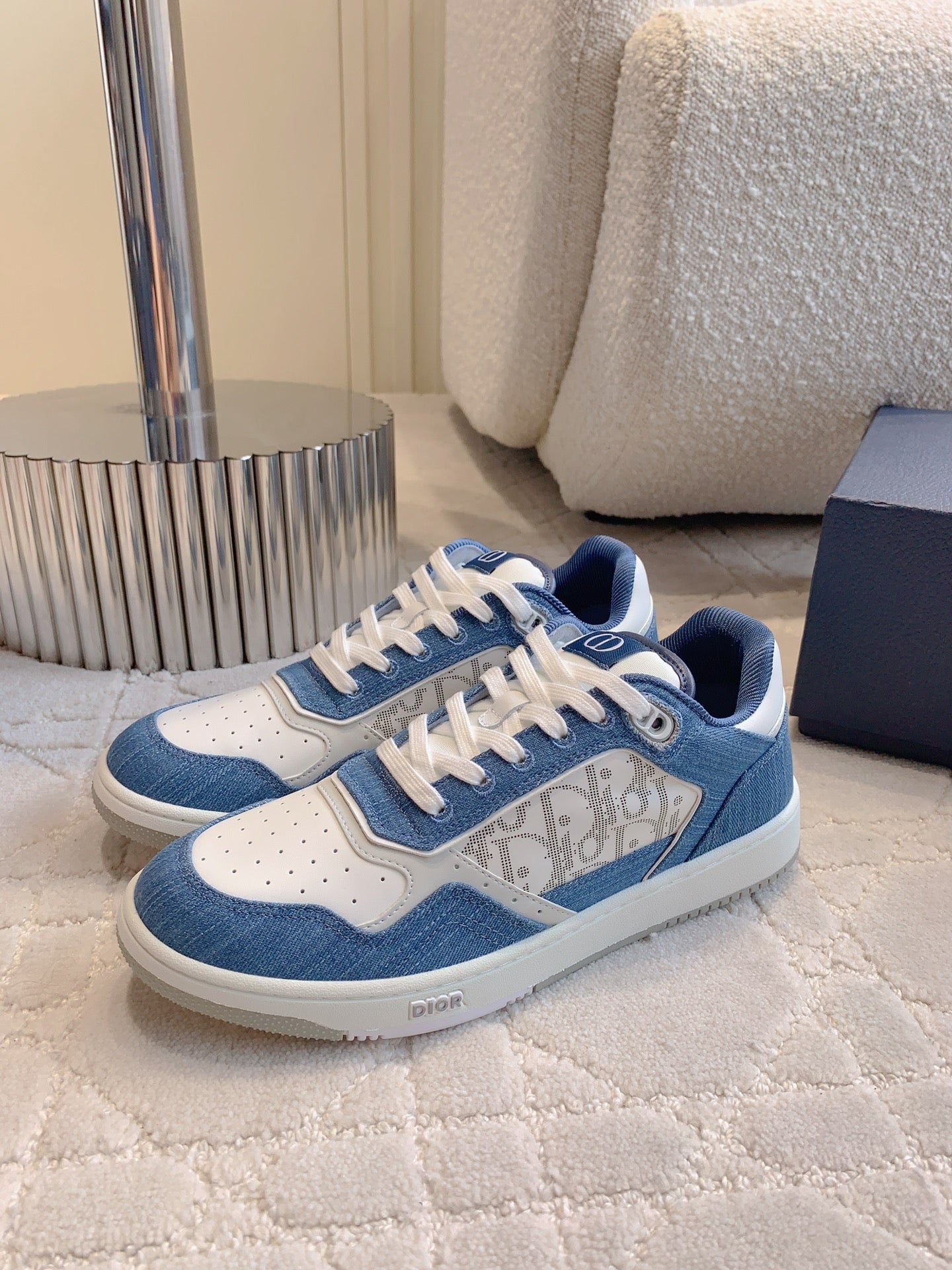CD B27 Low-Top Sneaker White Blue Print Calfskin And Denim Fabric