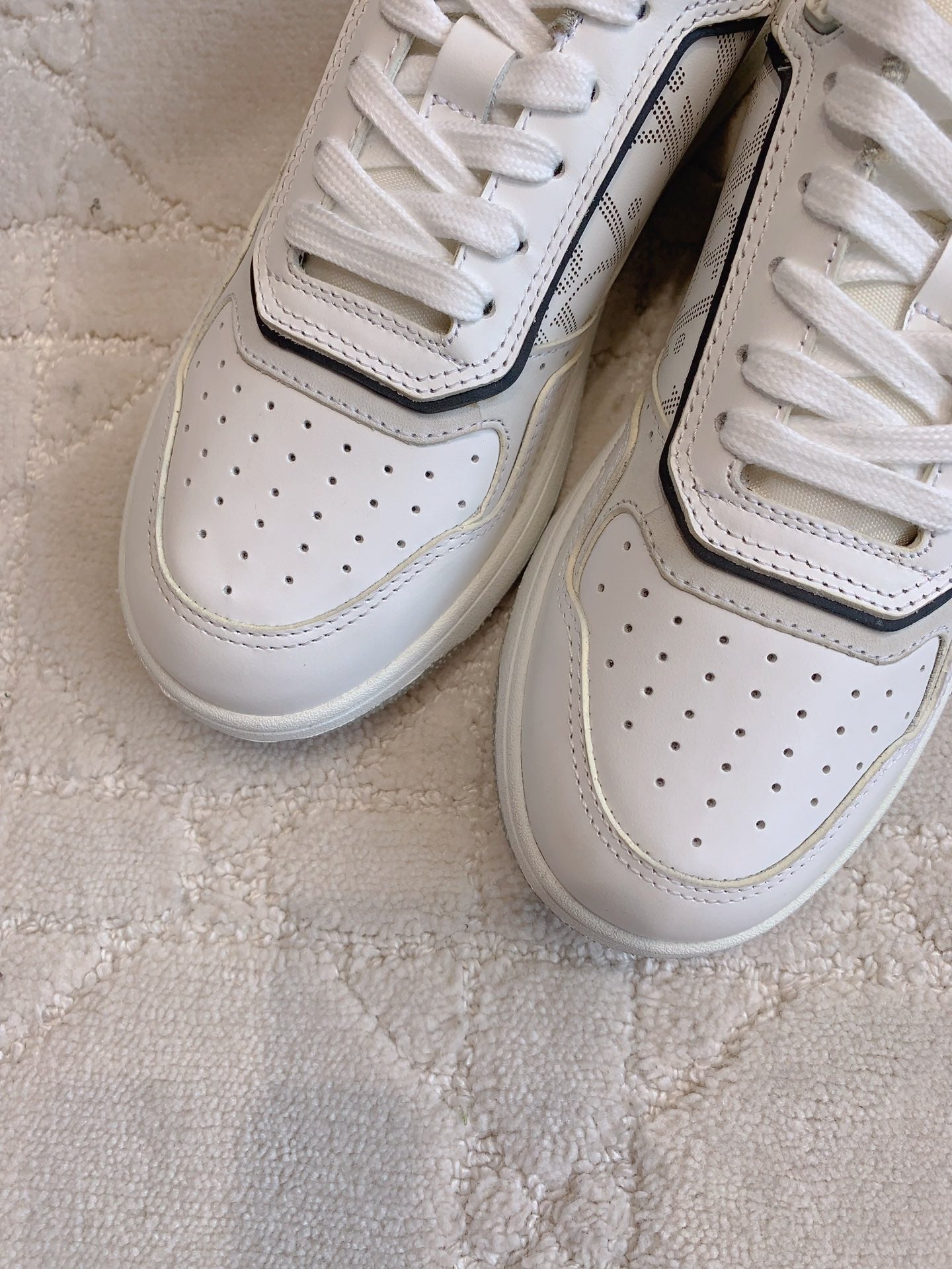 CD B27 Low-Top Sneaker White Black Print Calfskin