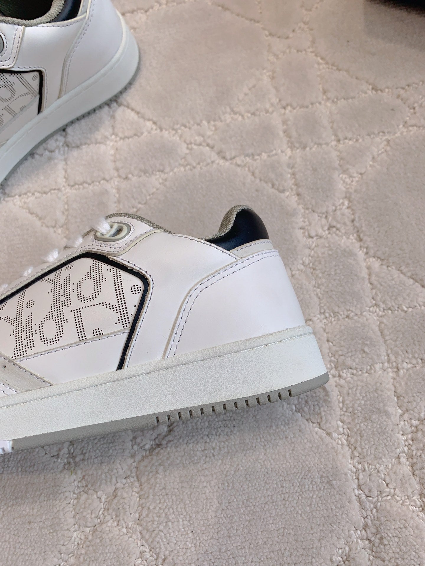 CD B27 Low-Top Sneaker White Black Print Calfskin