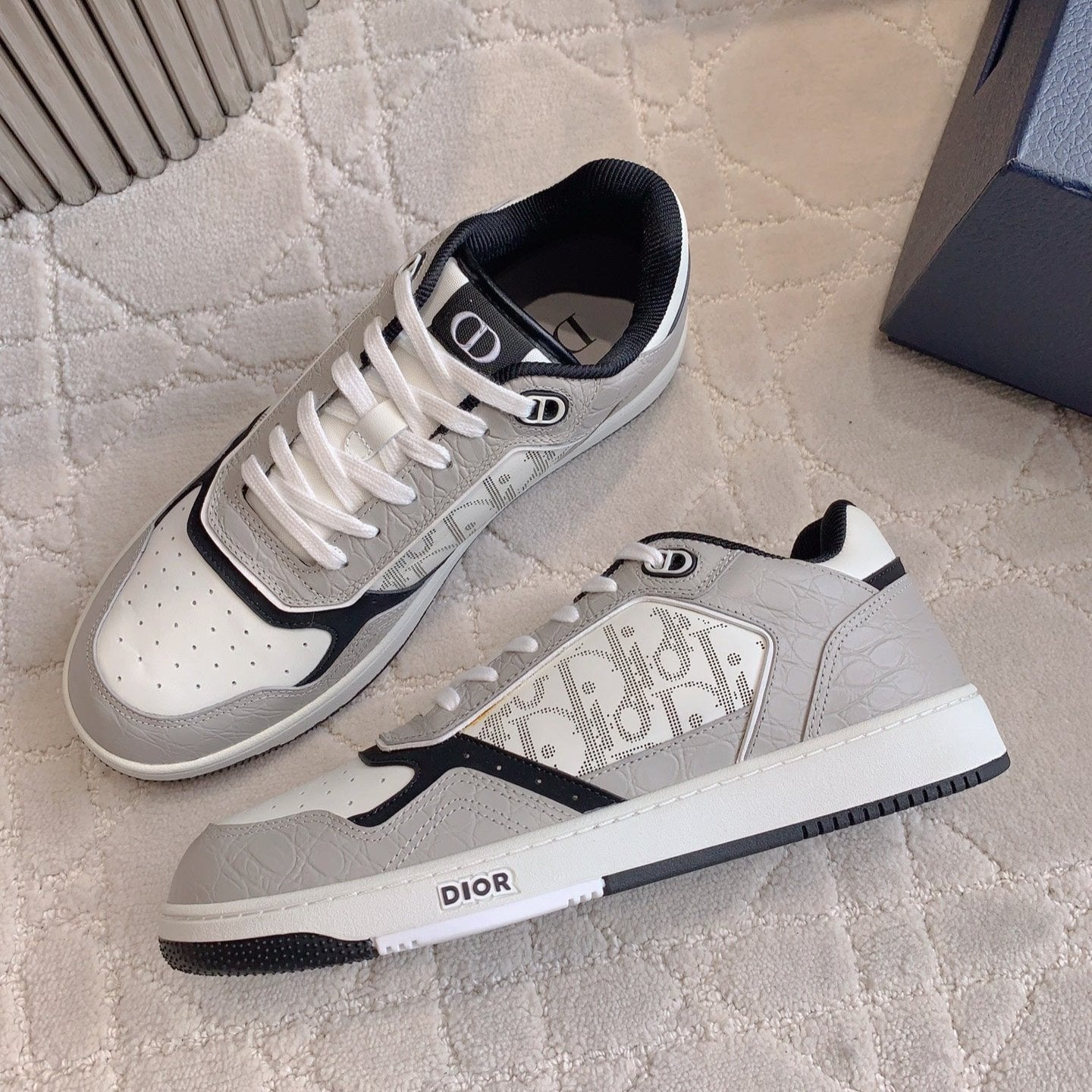 CD B27 Low-Top Sneaker Grey White Mix Black Print Wrinkled Calfskin