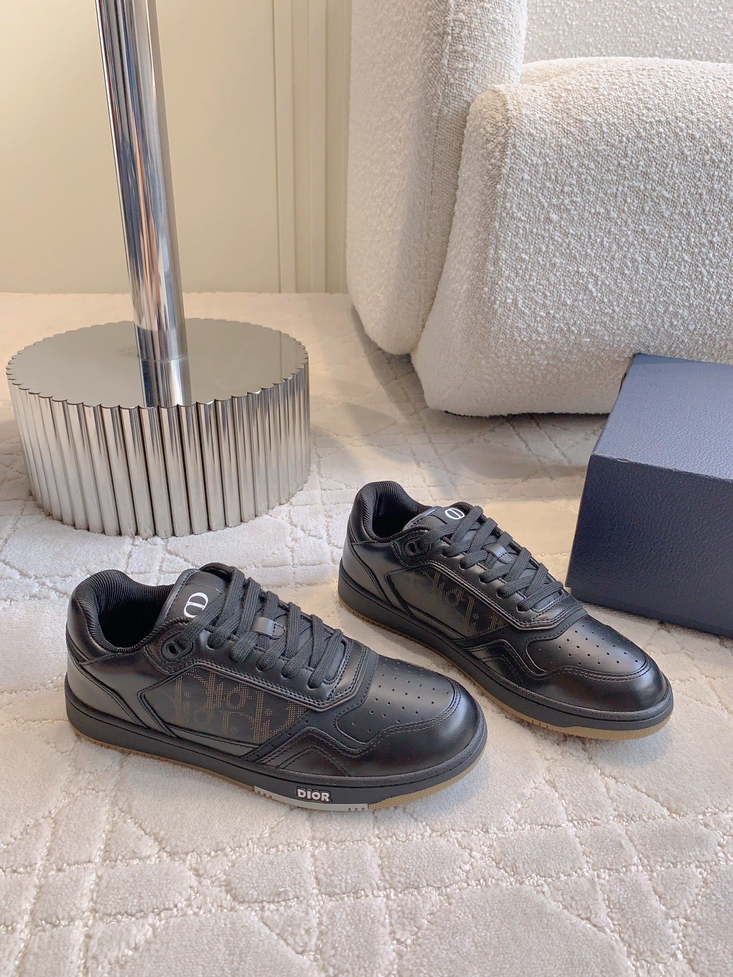 CD B27 Low-Top Sneaker Black Calfskin