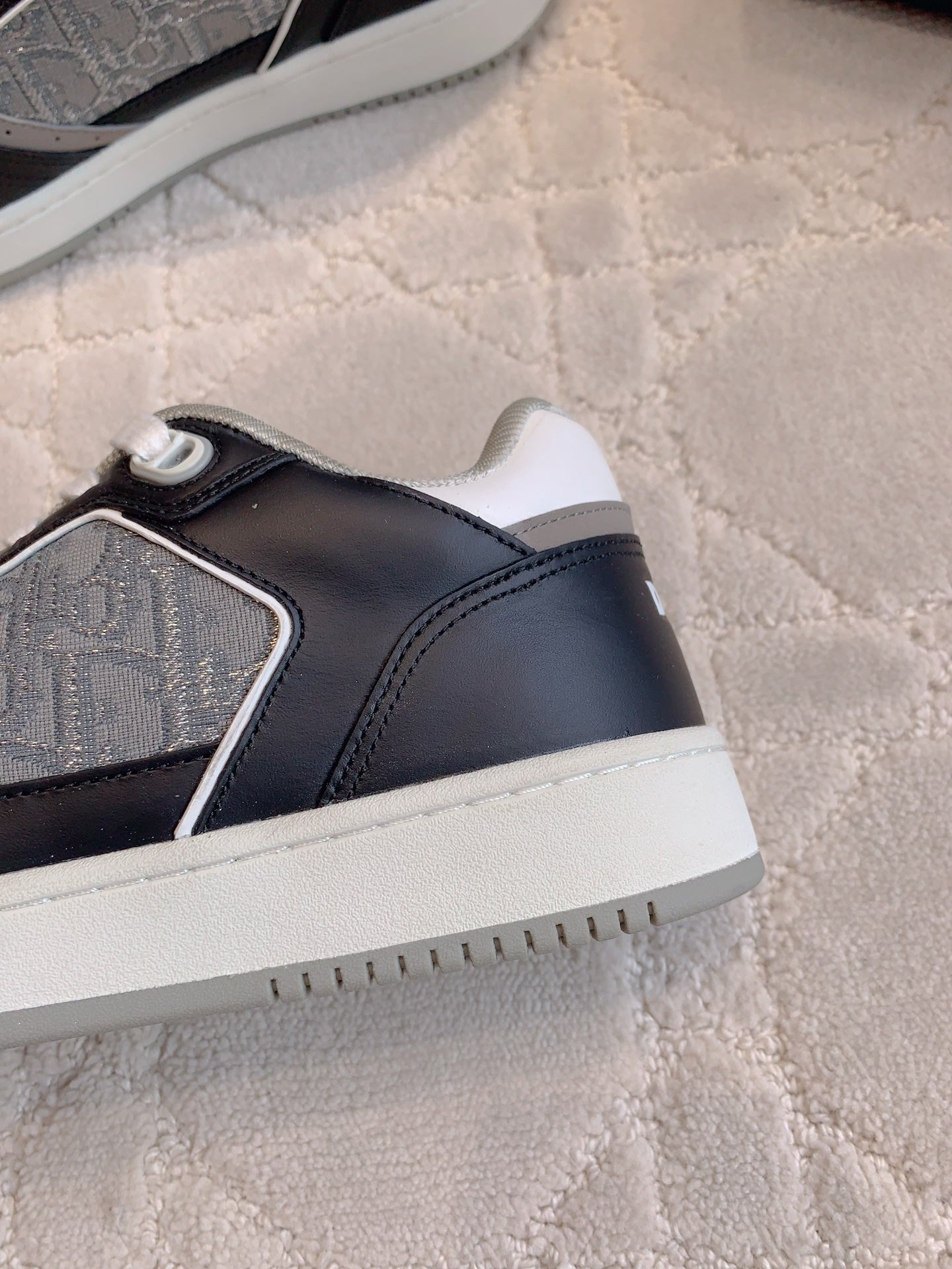 CD B27 Low-Top Sneaker Black Grey Mix White Calfskin And Oblique Jacquard Fabric