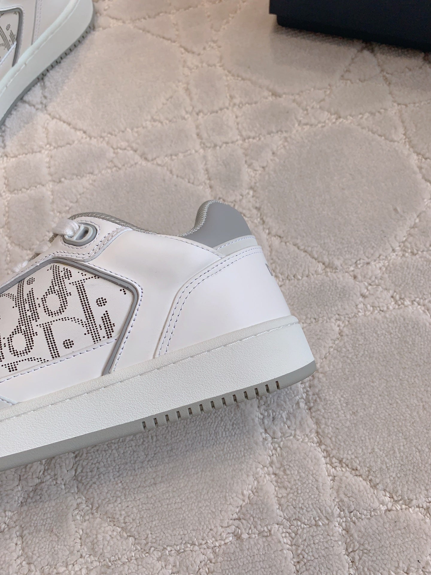 CD B27 Low-Top Sneaker White Grey Print Calfskin