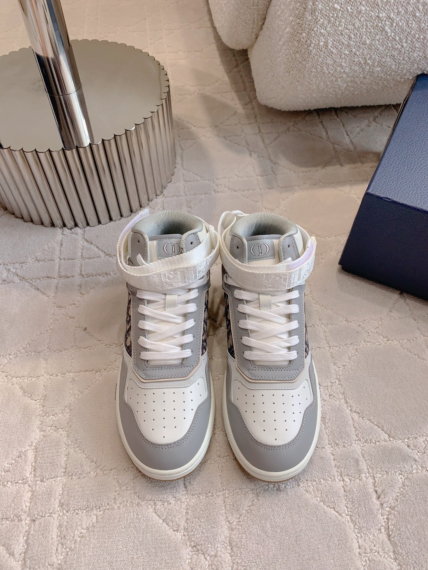 CD B27 High-Top Sneaker White Grey Print Calfskin And Oblique Jacquard Fabric