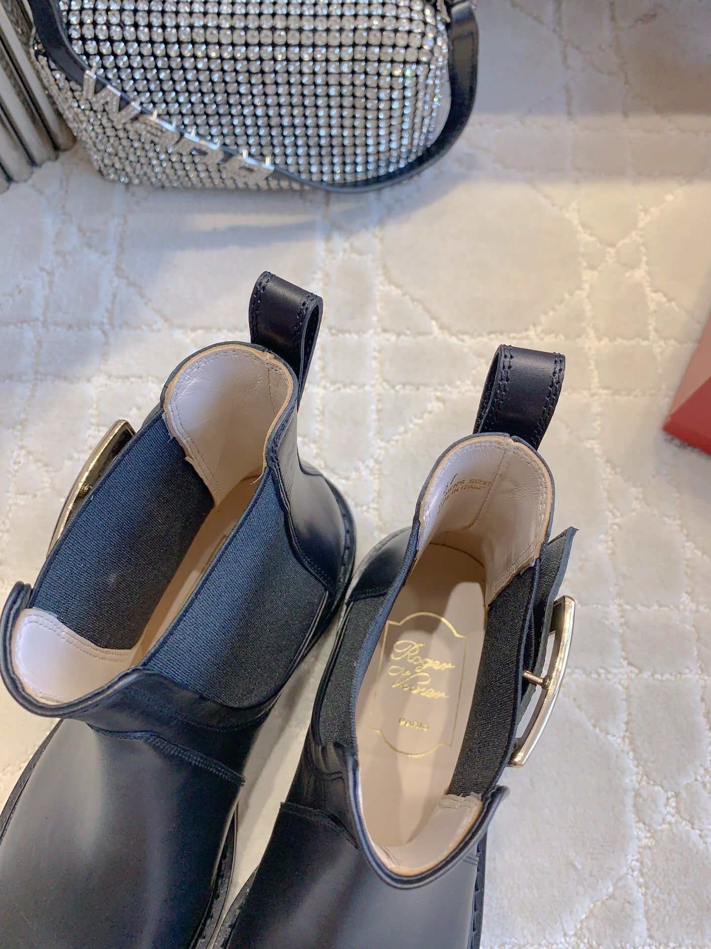 CD Vivie Roger Chelsea Ankle Boots Plain Black Cowhide