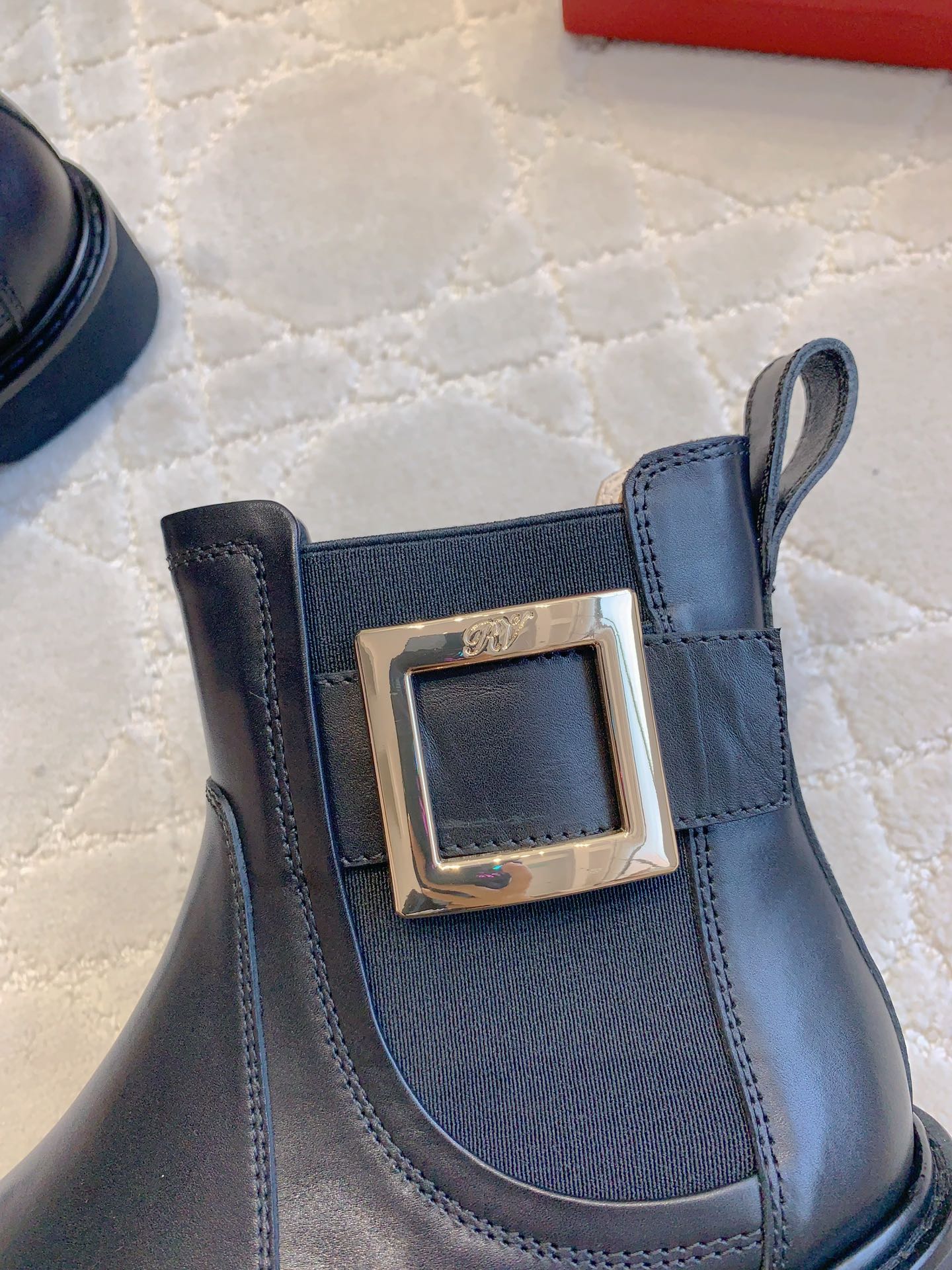 CD Vivie Roger Chelsea Ankle Boots Plain Black Cowhide