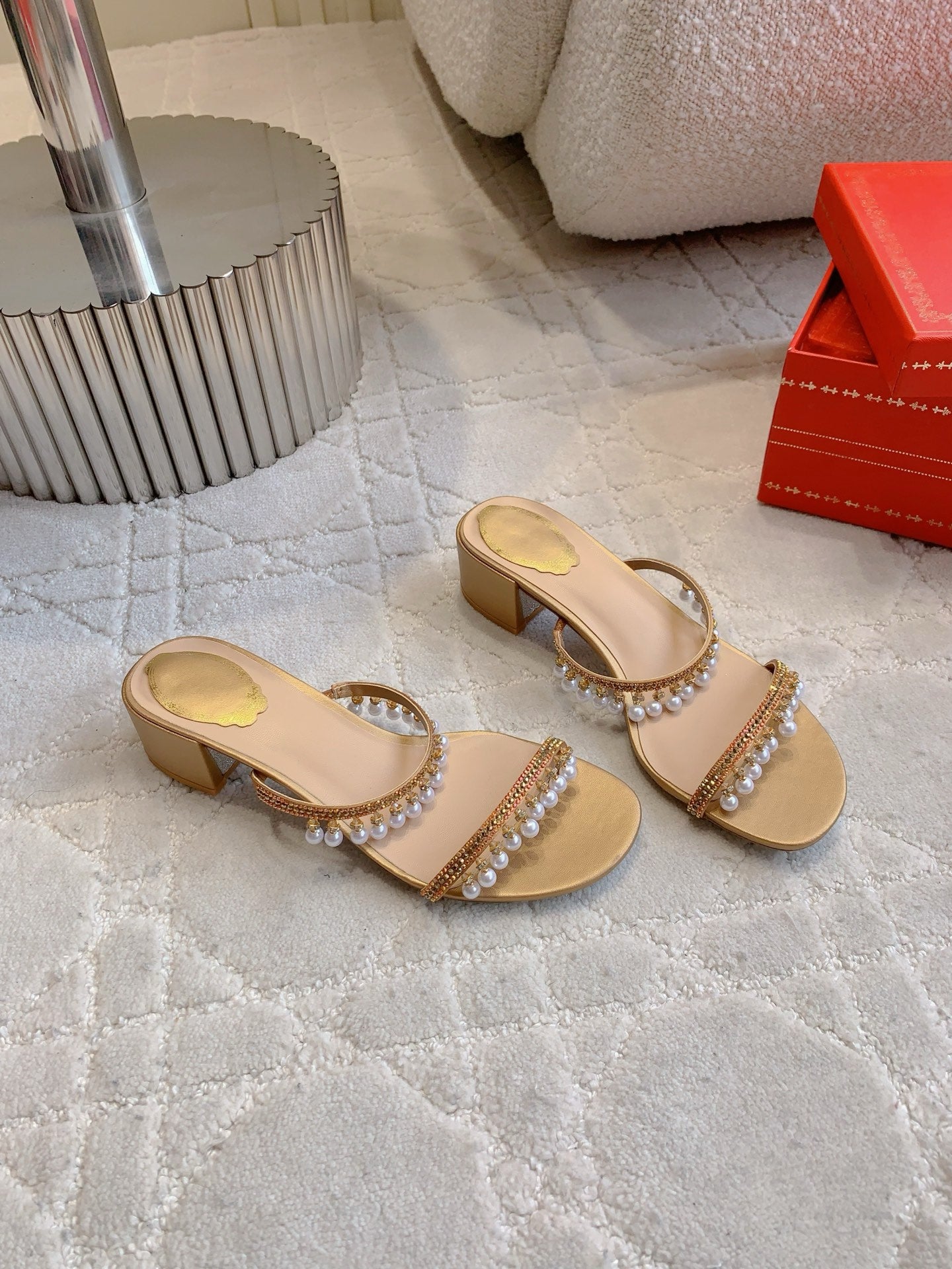RC Pearl Slippers Gold Sheepskin 328433