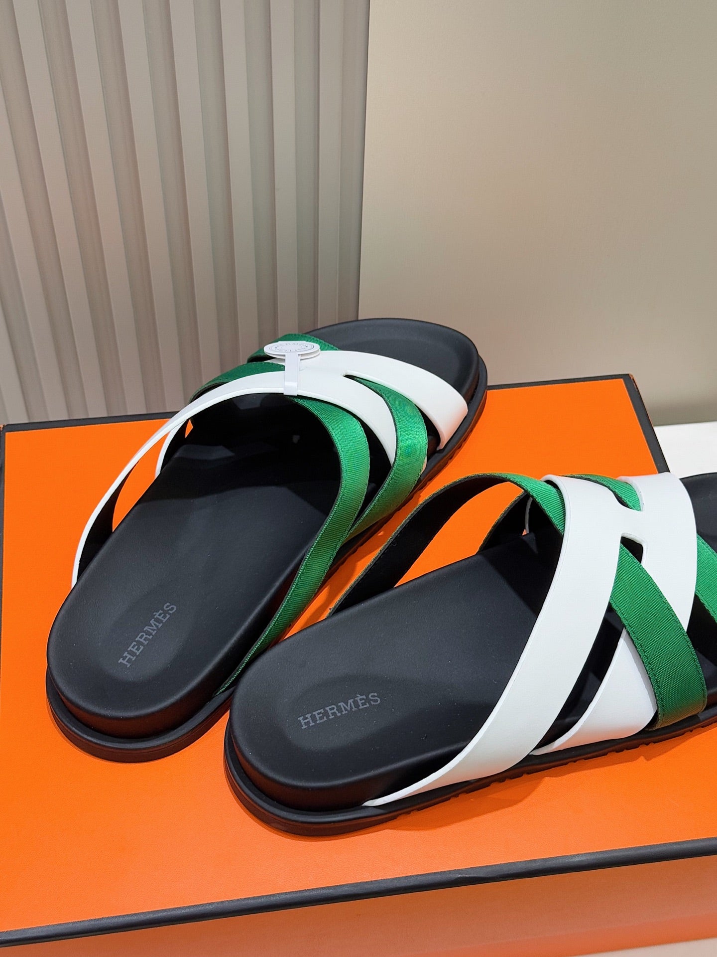 HM Men's Kazimir Slide Green White Calfskin 562776