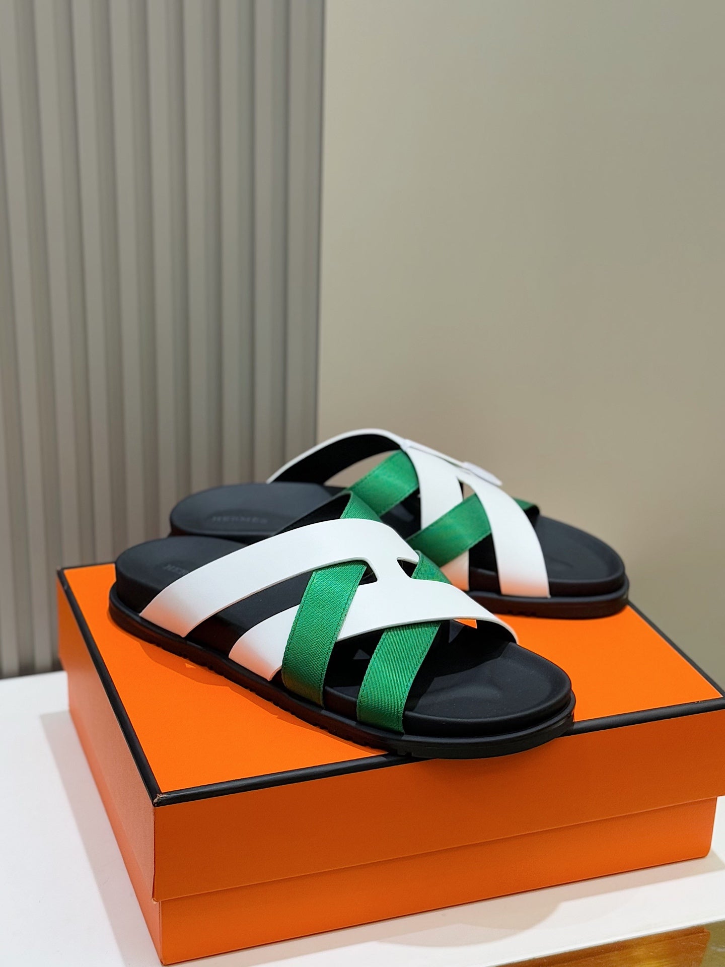 HM Men's Kazimir Slide Green White Calfskin 562776