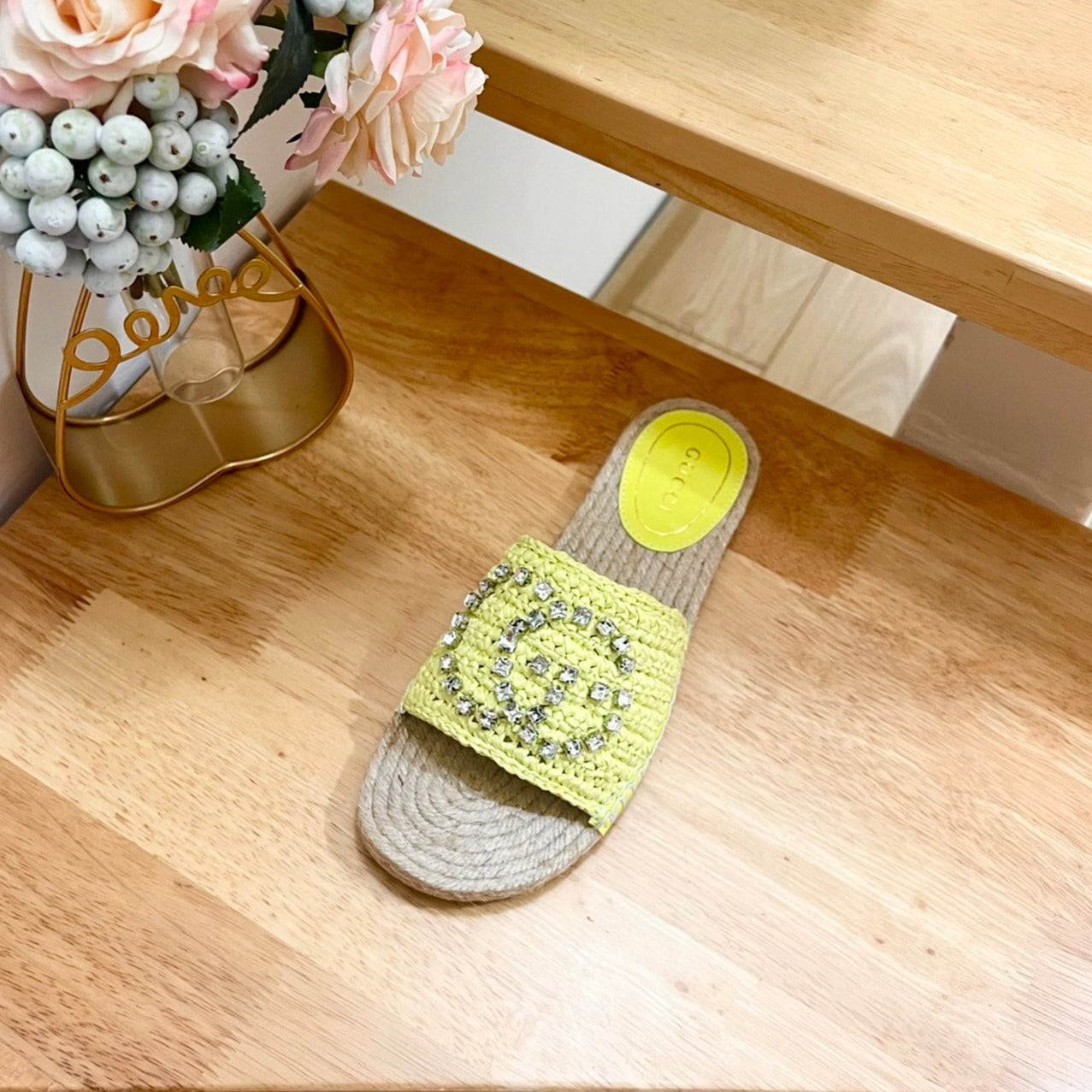 GG  Casual Style Logo Sandals Yellow