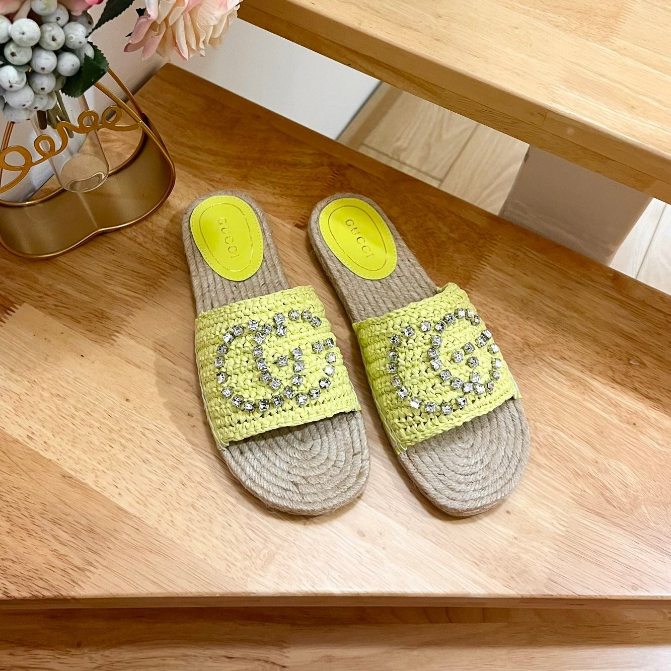 GG  Casual Style Logo Sandals Yellow