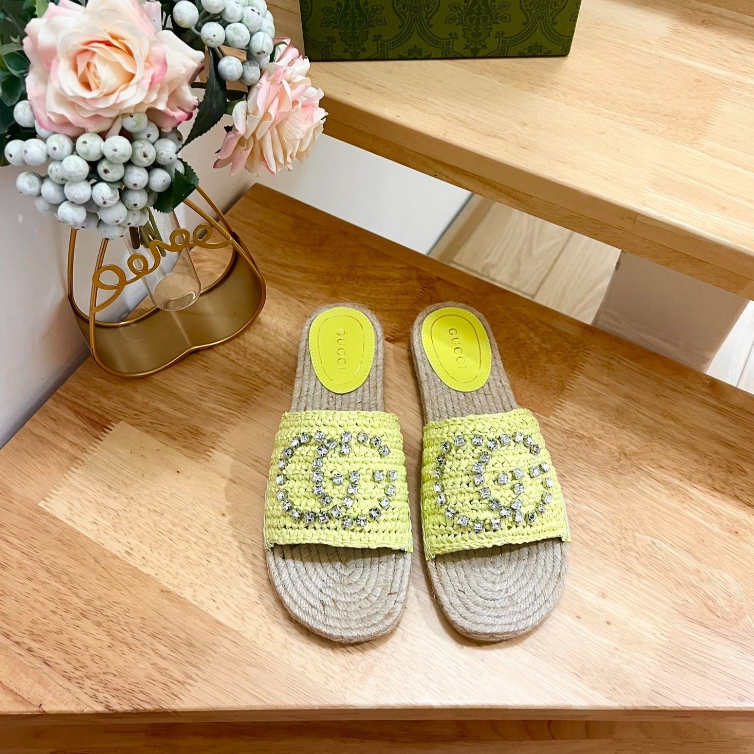 GG  Casual Style Logo Sandals Yellow
