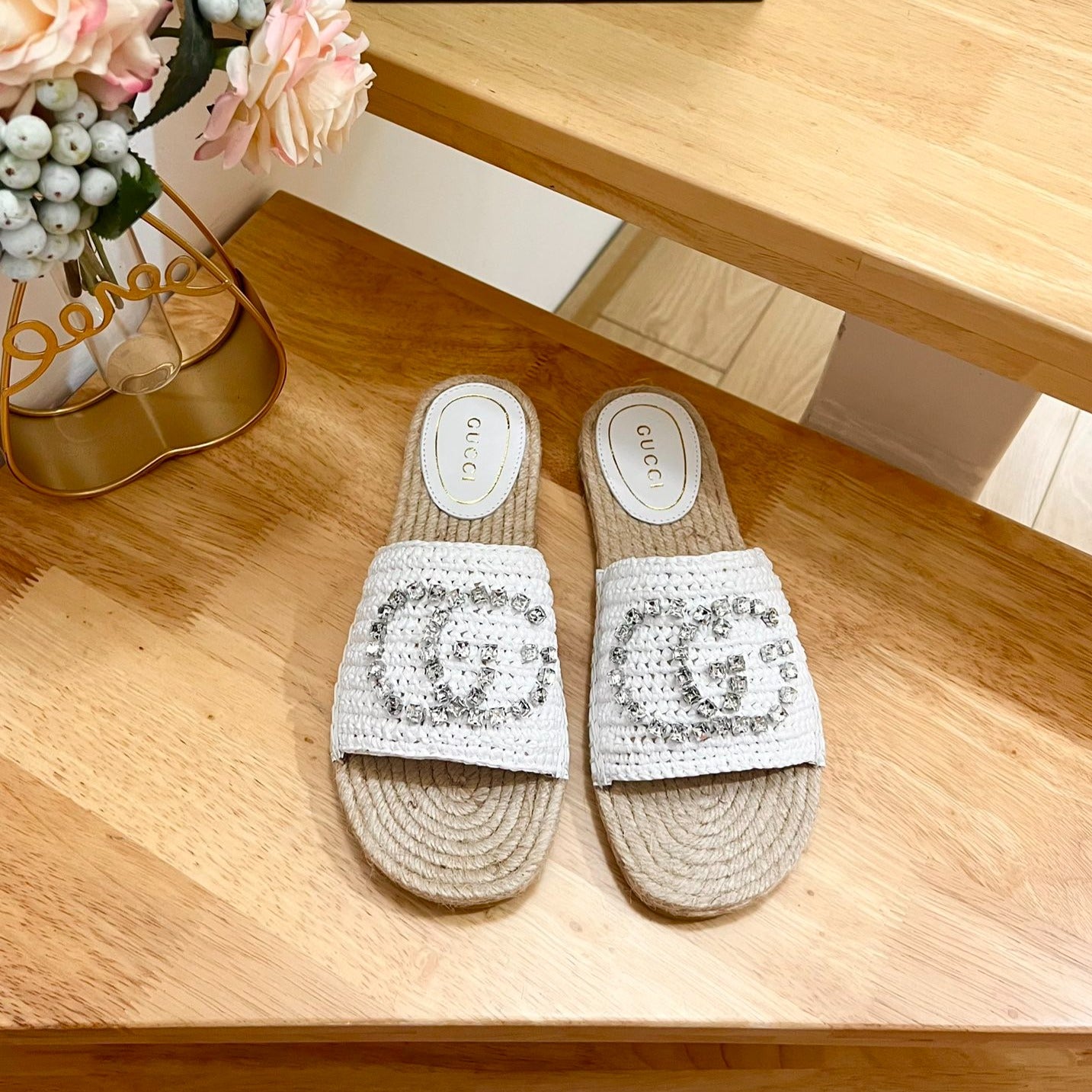 GG  Casual Style Logo Sandals White