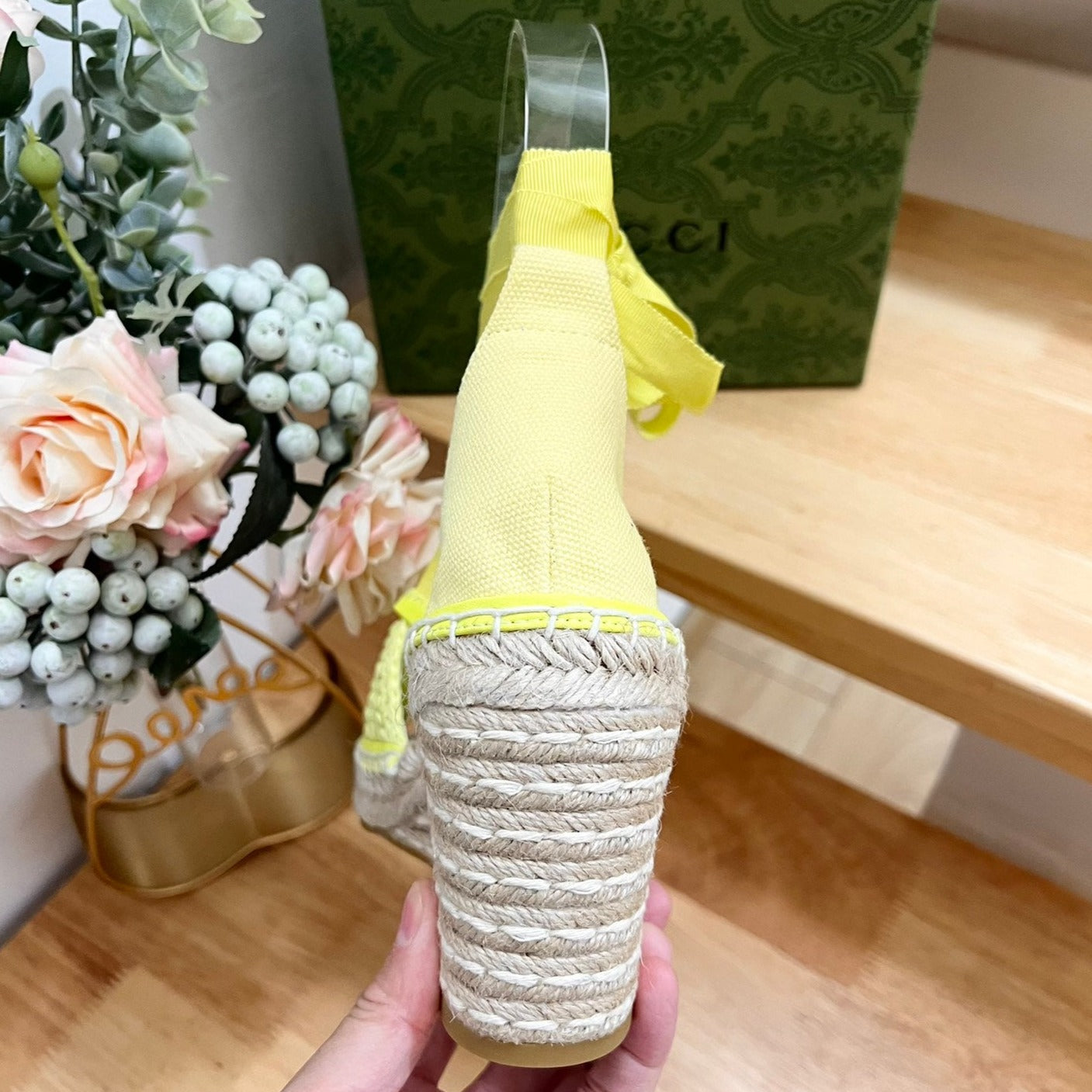 GG  Women Flat Shoes Yellow