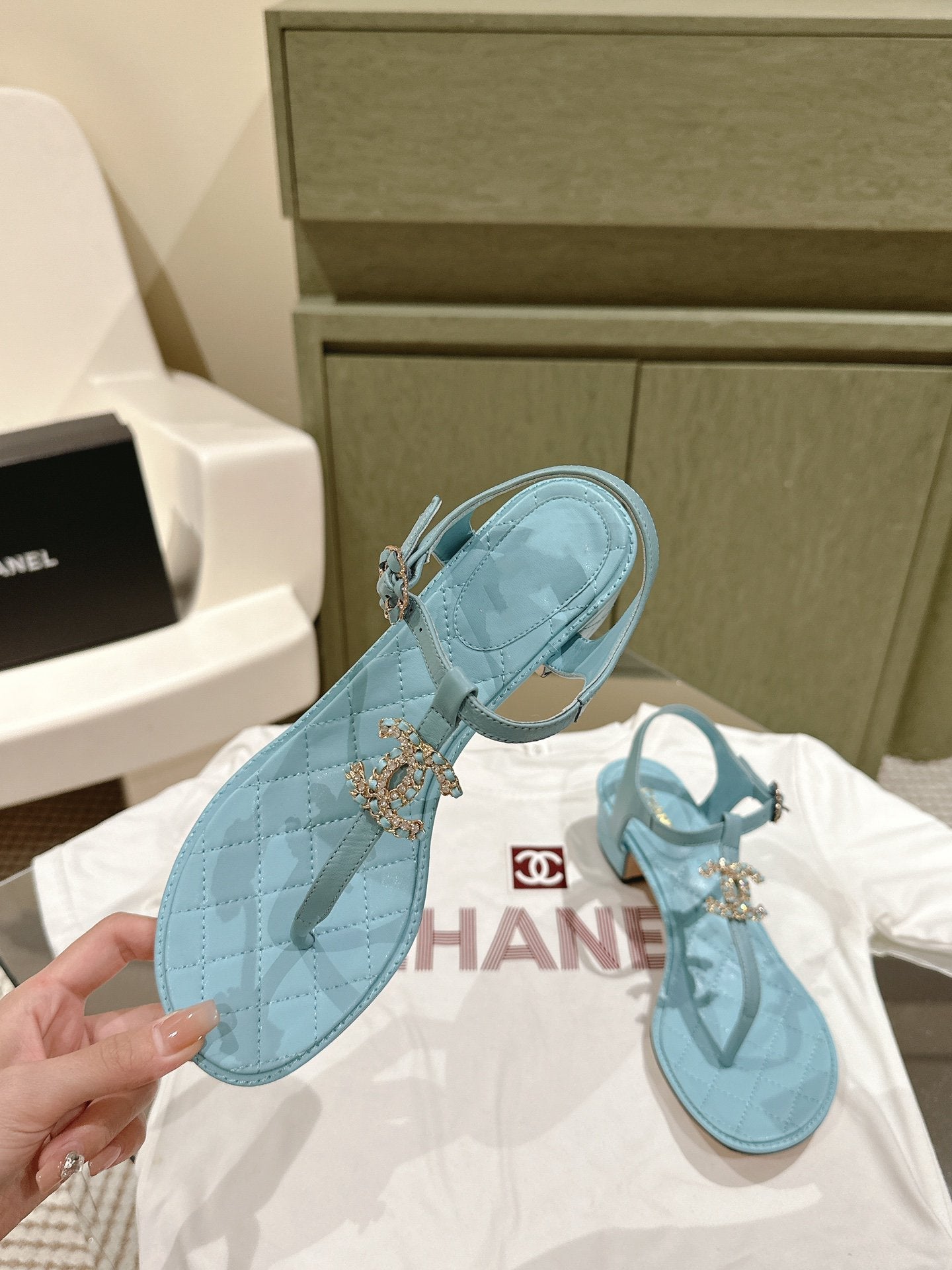 cc sandal 45 cloud blue lambskin