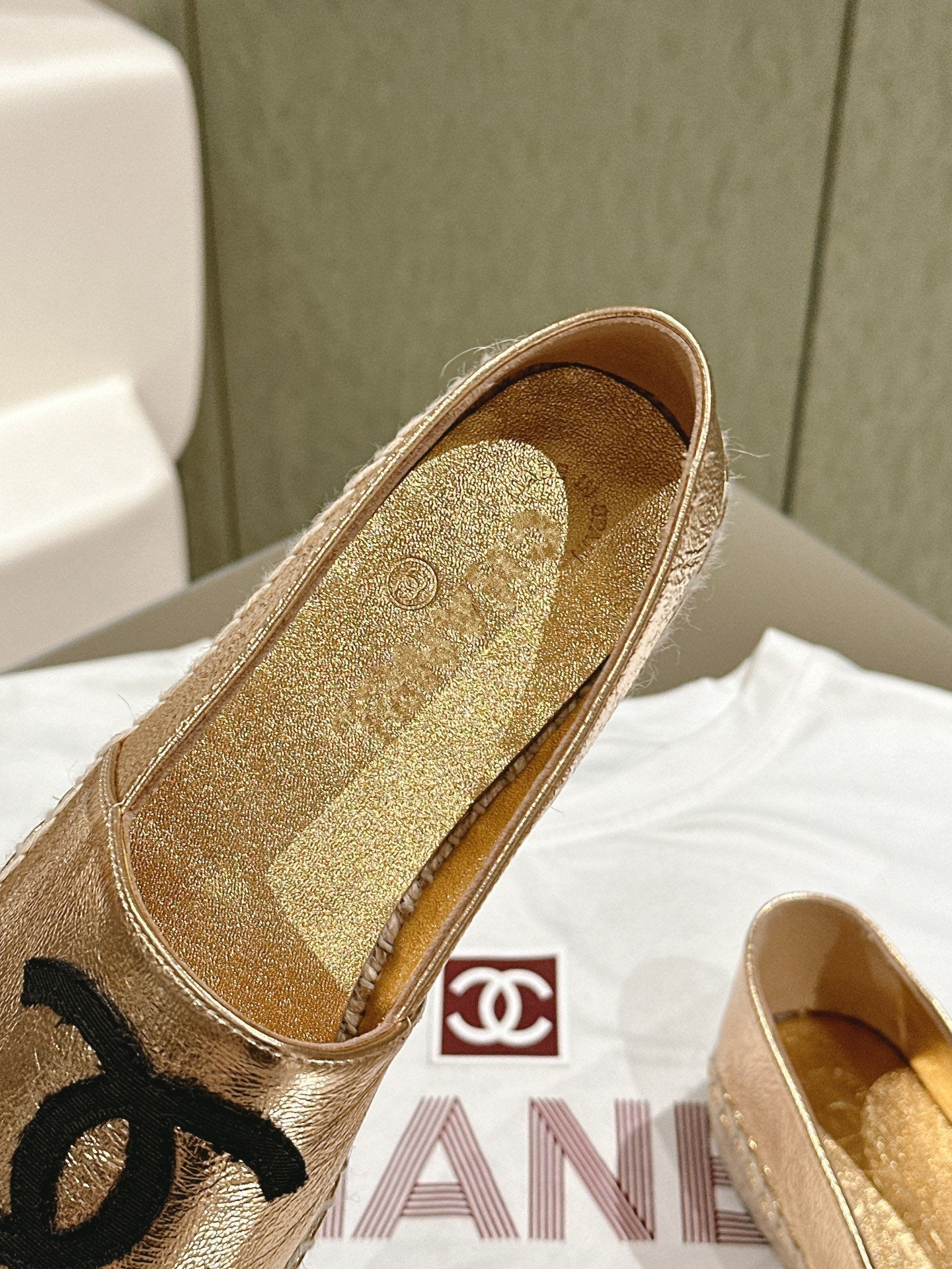 espadrilles gold metalic calfskin black canvas
