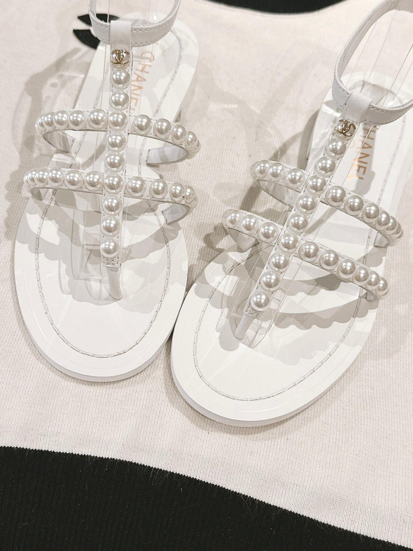 CC SANDALS PEARL ROMAN IN WHITE LAMBSKIN
