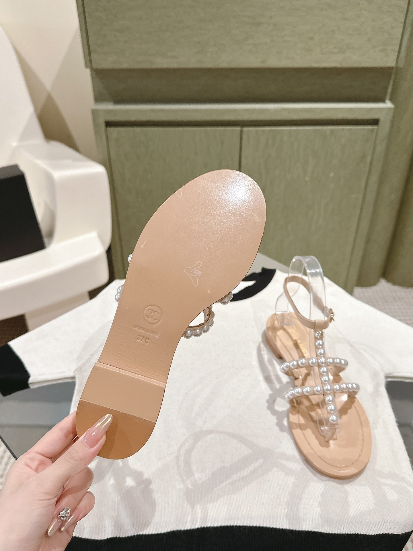 CC SANDALS PEARL ROMAN IN ALMOND BEIGE LAMBSKIN