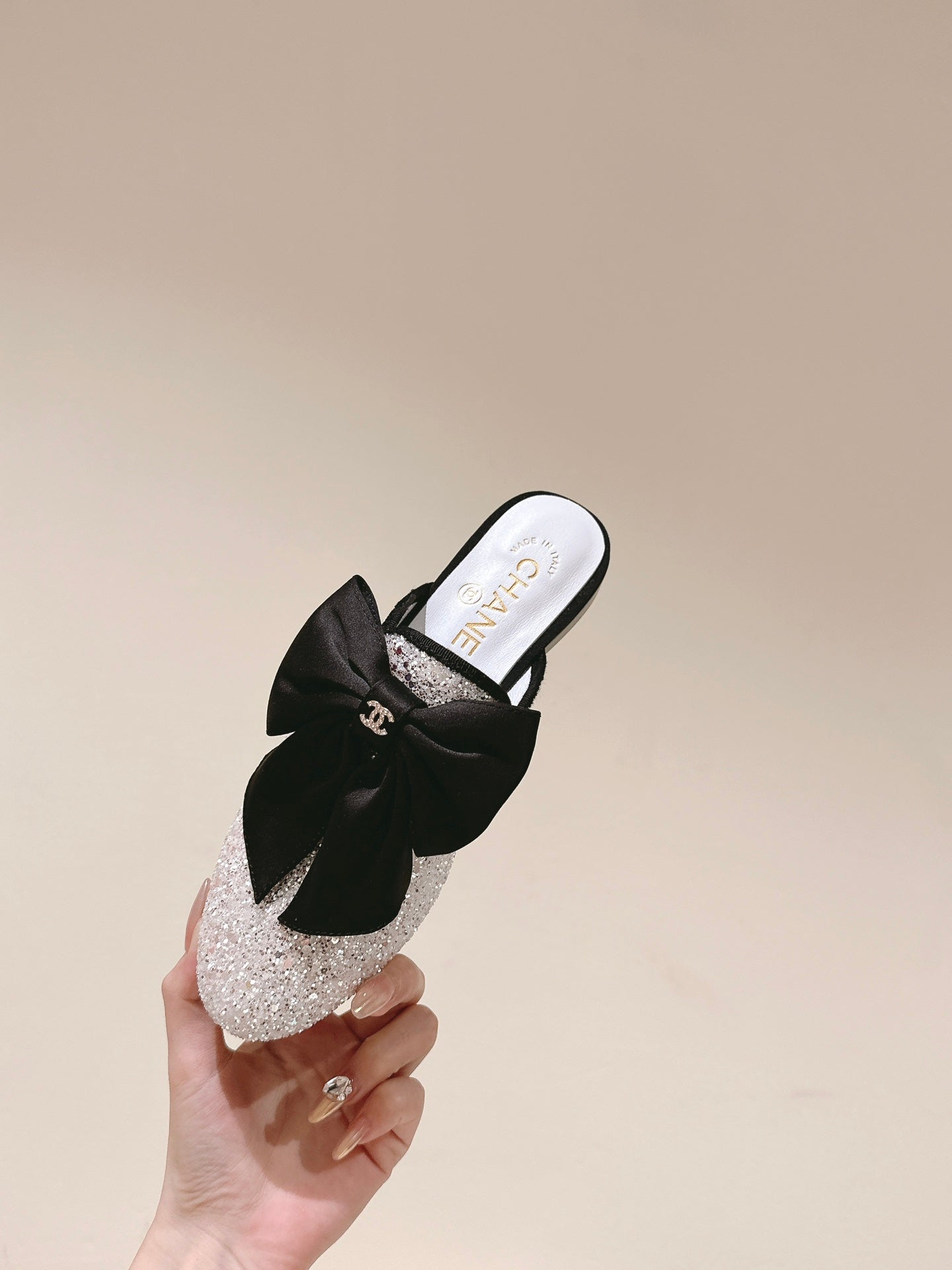 CC JEWELED MULE WITH SILK BLACK BOW IN WHITE LAMBSKIN