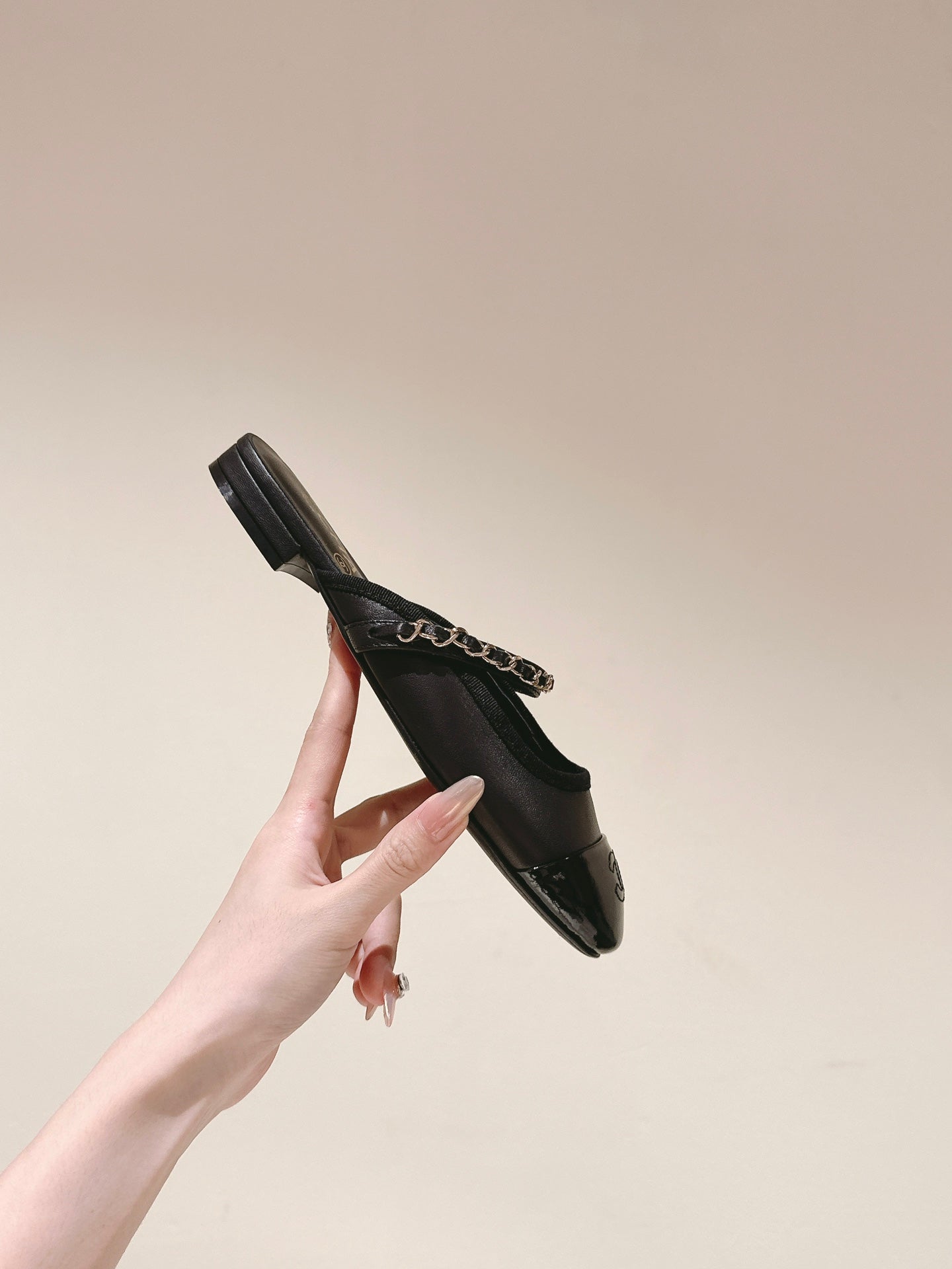 cc mule leather chain black calfskin patent calfskin