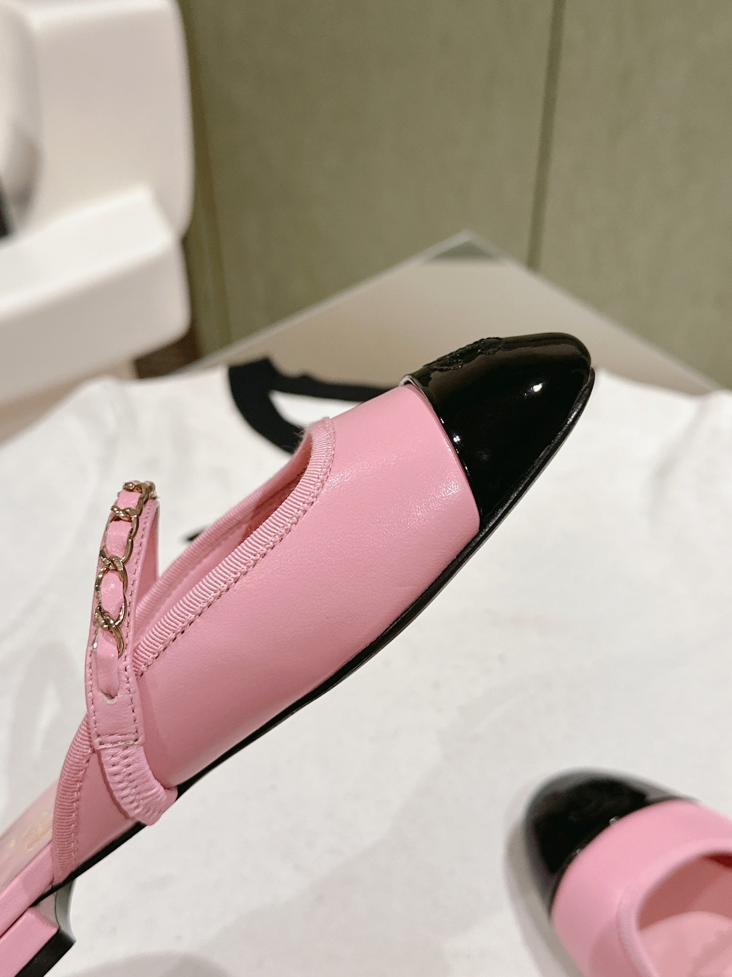 cc mule leather chain pink calfskin black patent calfskin