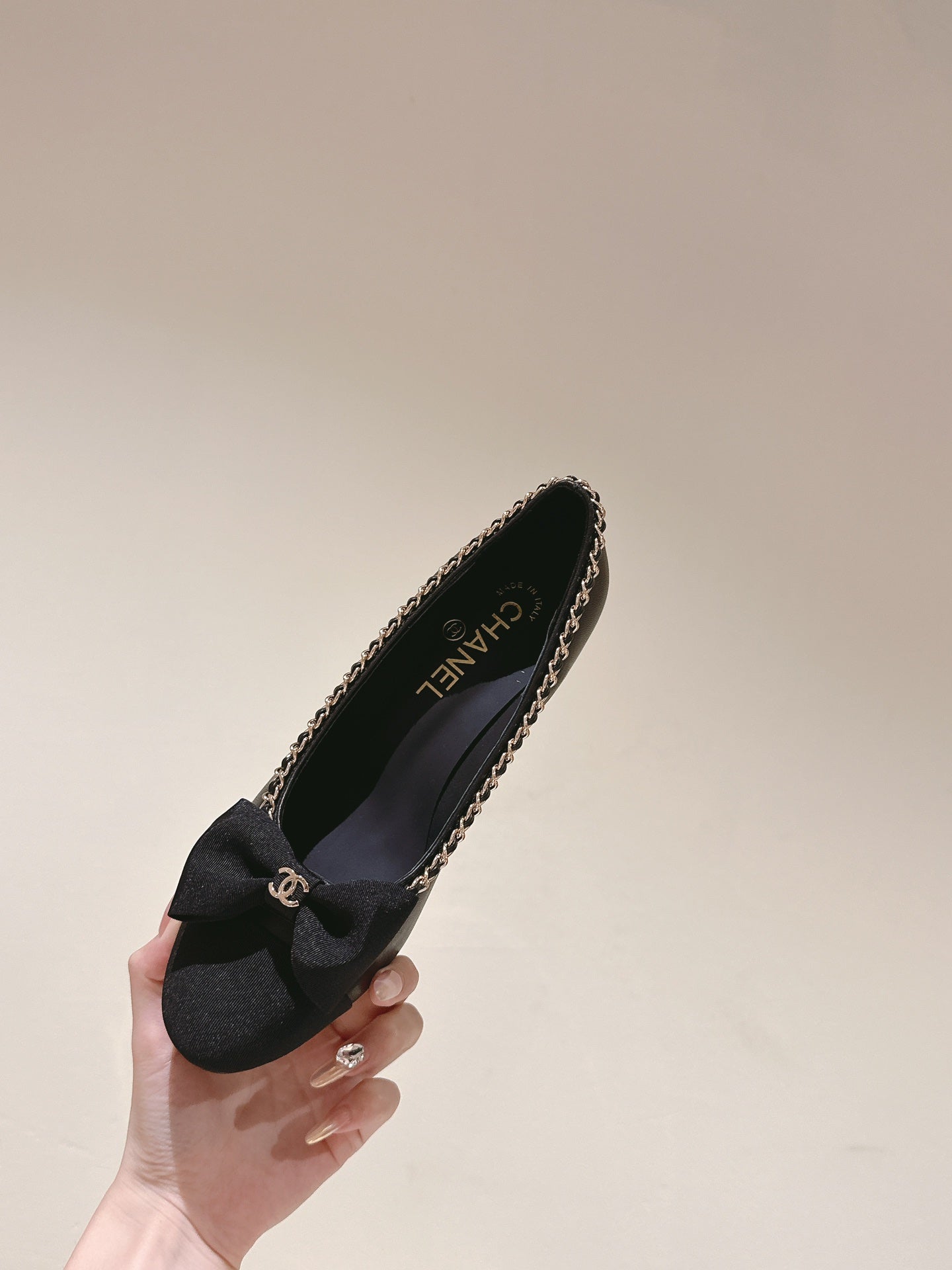 CC HIGH HEELS BLACK CALFSKIN AND FABRIC