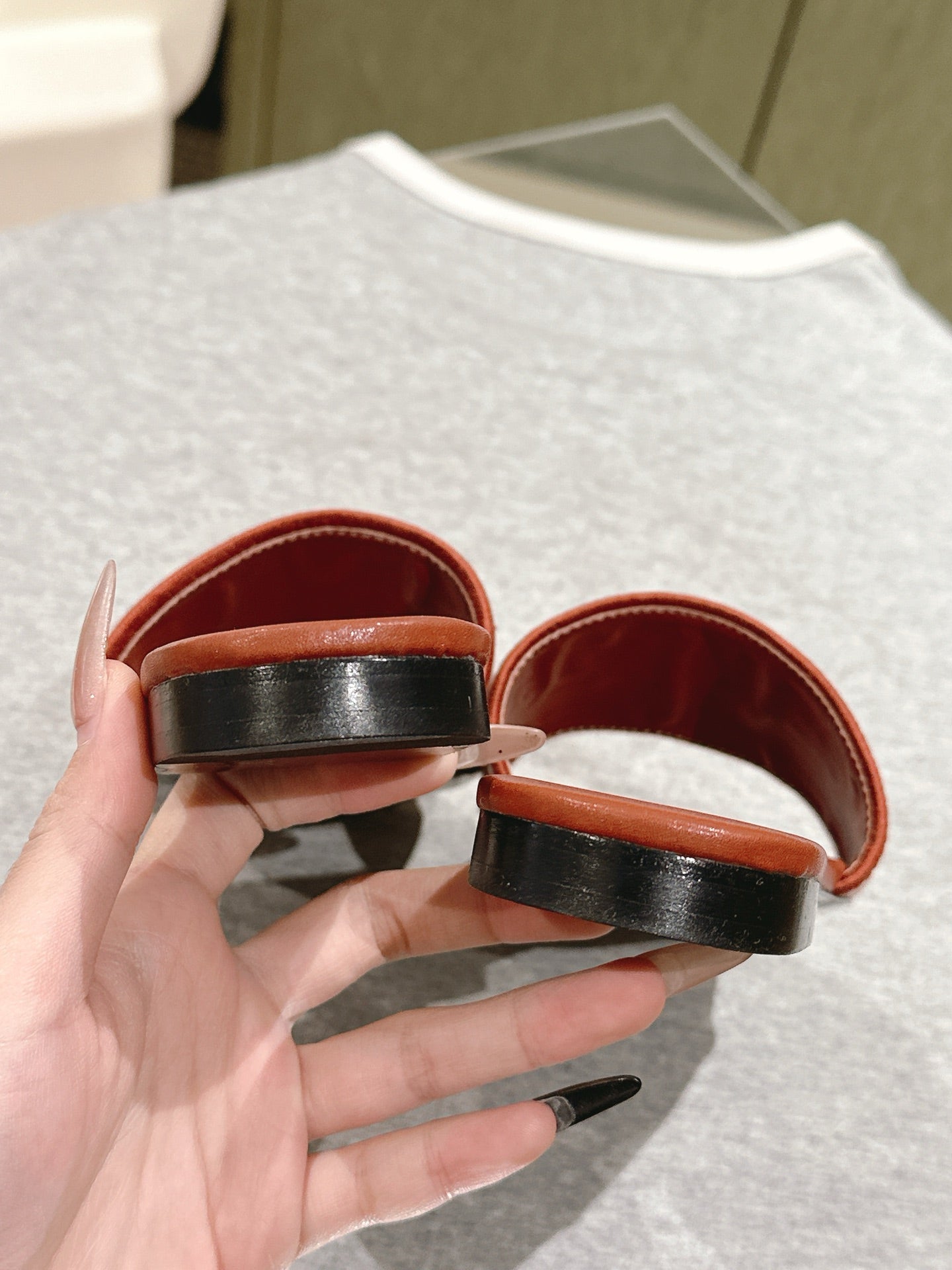 CD Dway Slide Fabric with Cowhide 241926