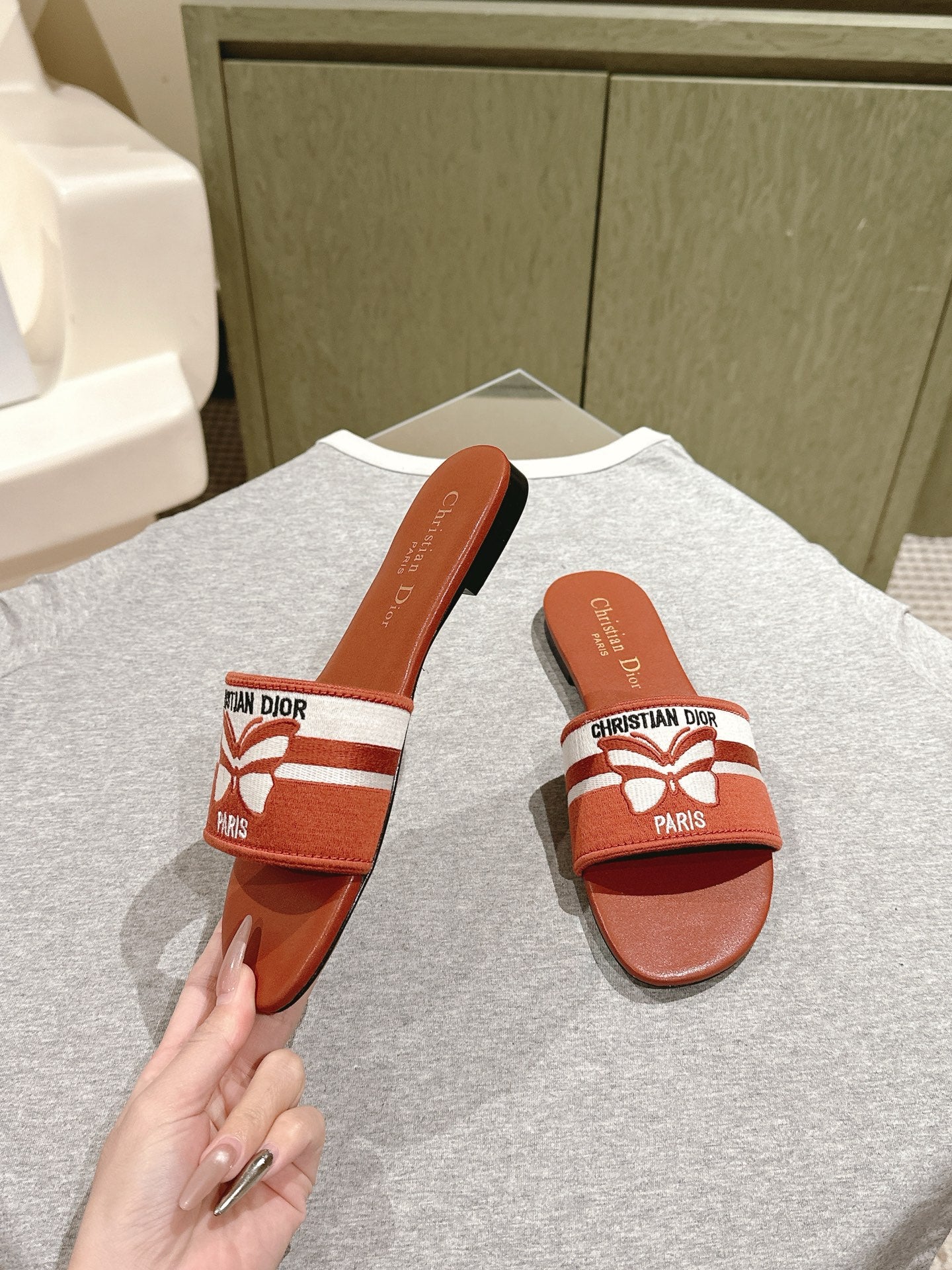 CD Dway Slide Fabric with Cowhide 241926