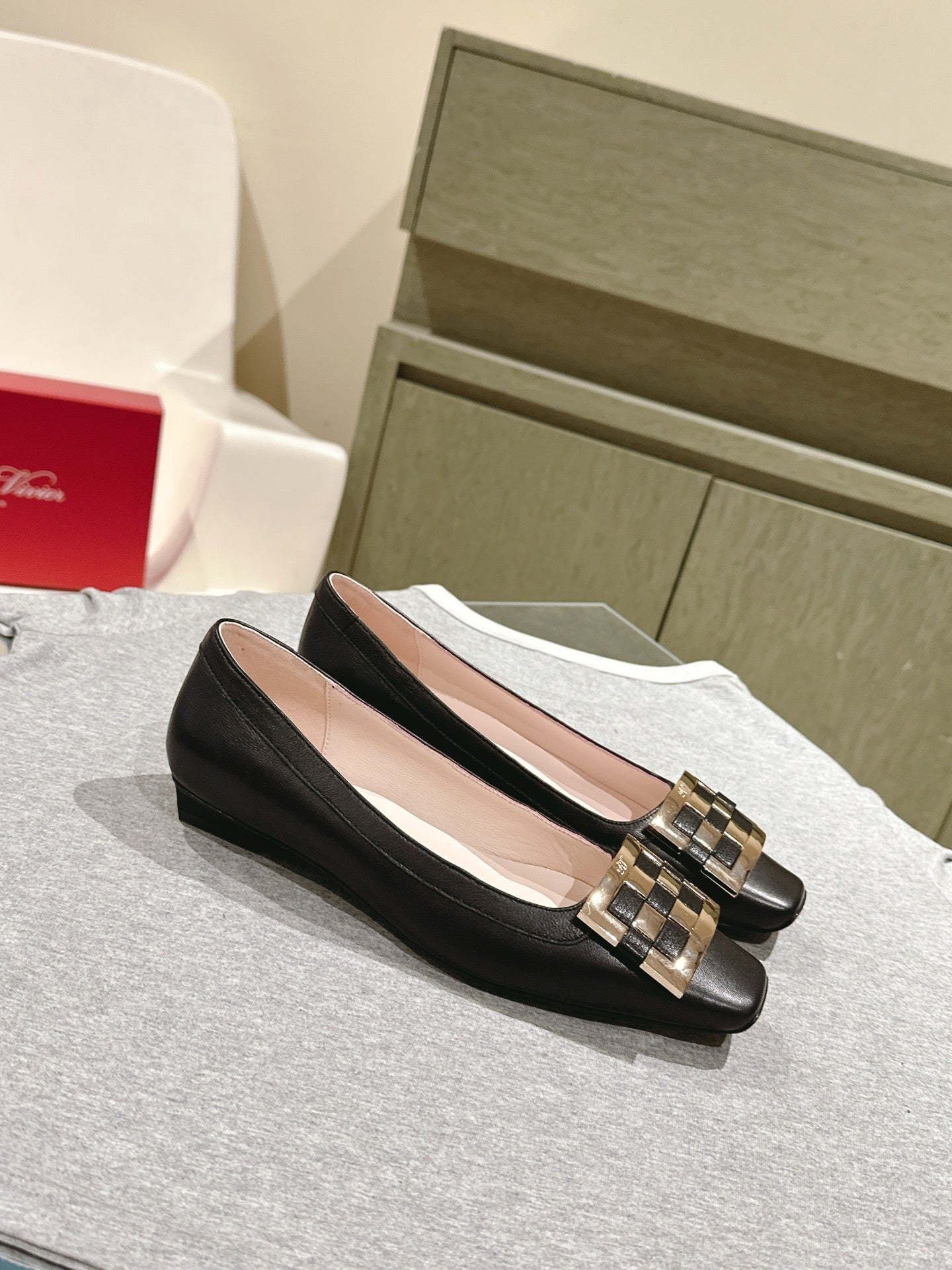 Viv 25 Jewel Flats Black Imported Cowhide 241905