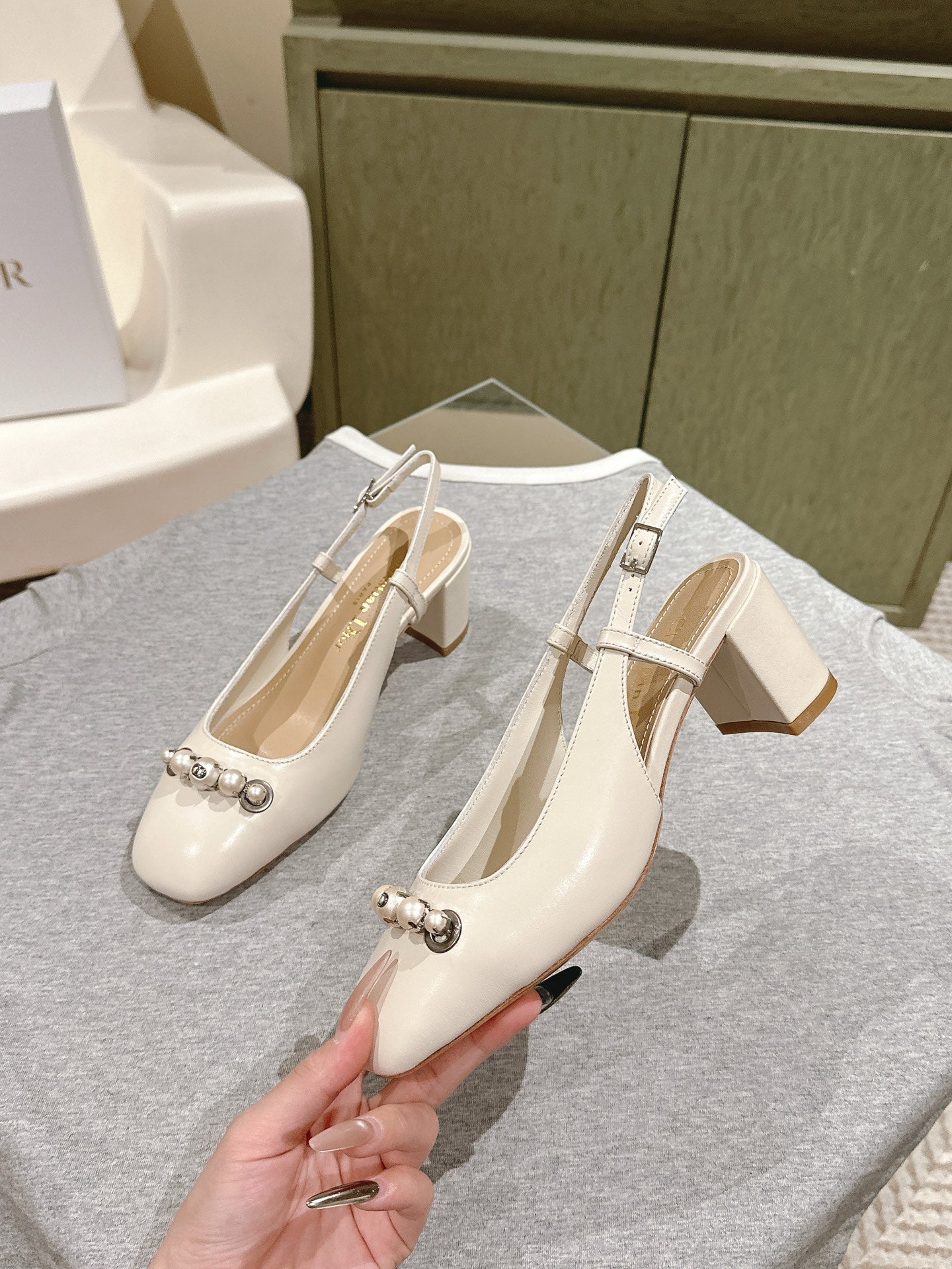 CD 25 Slingback Heels Cowhide 241760