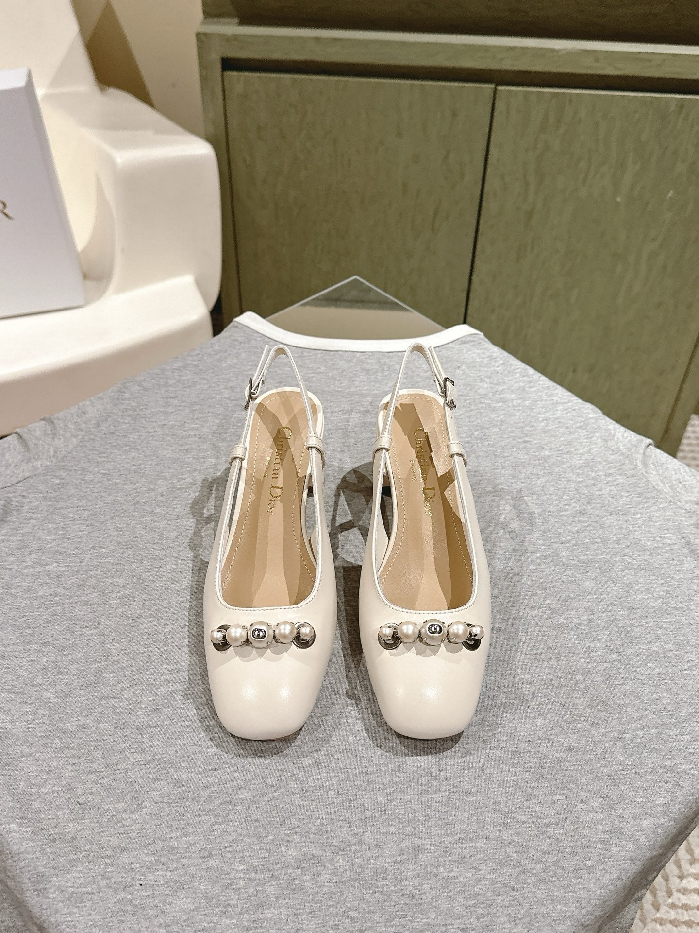 CD 25 Slingback Heels Cowhide 241760