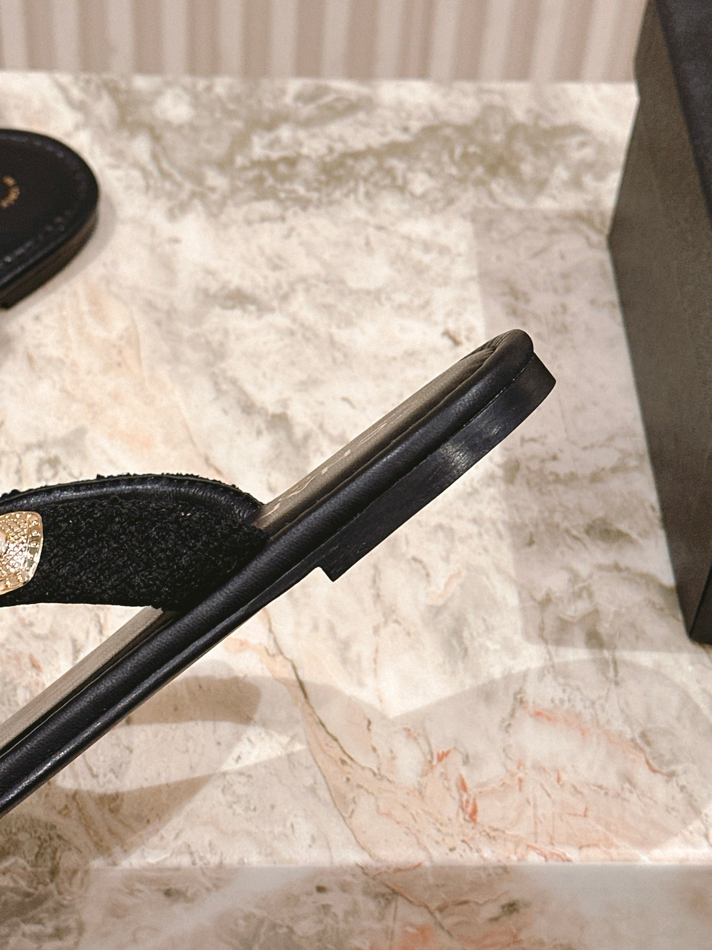 CC 25 Thong Sandal sheepskin 267855