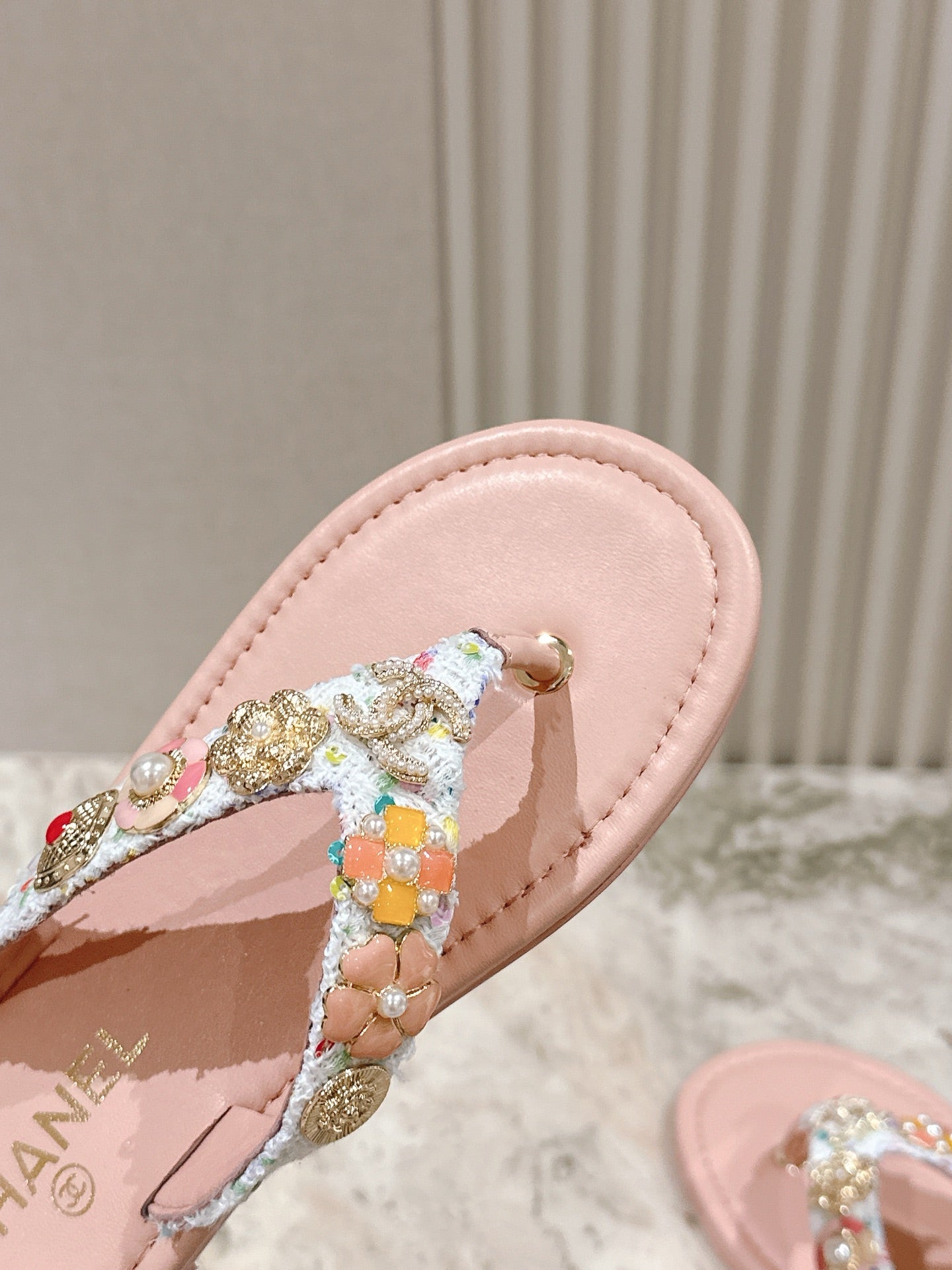 CC 25 Thong Sandal sheepskin 267855