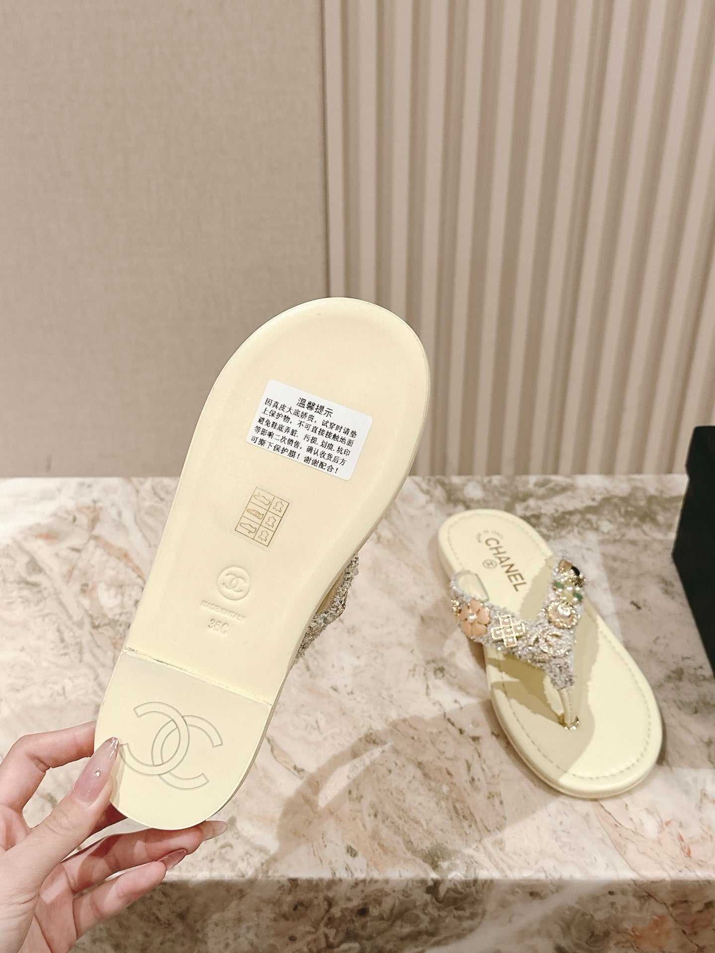 CC 25 Thong Sandal sheepskin 267855