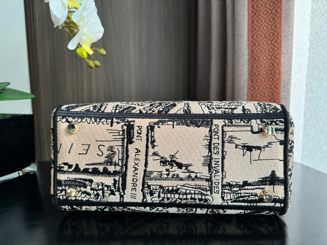 medium lady 24 black pink embroidery canvas