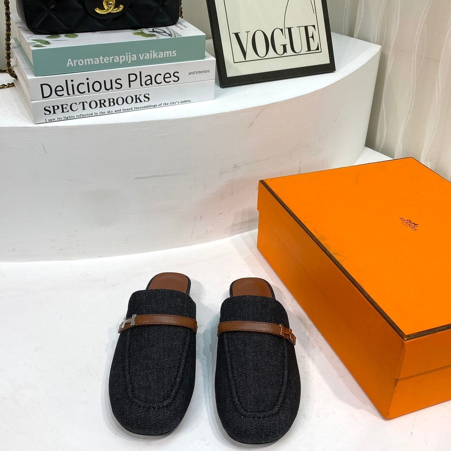 IENA MULE  BLACK CANVAS AND BROWN CALFSKIN