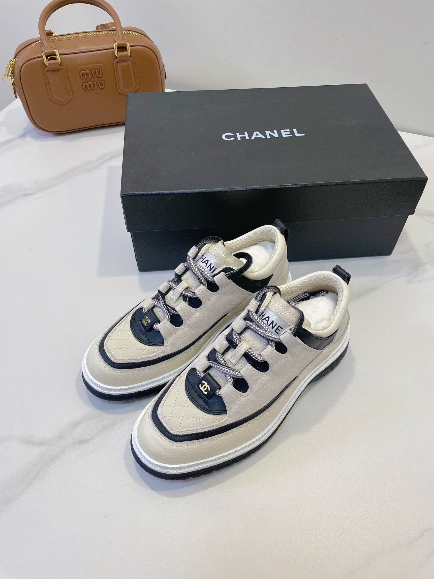 CC Sneaker In Ivory White Cowhide 144772