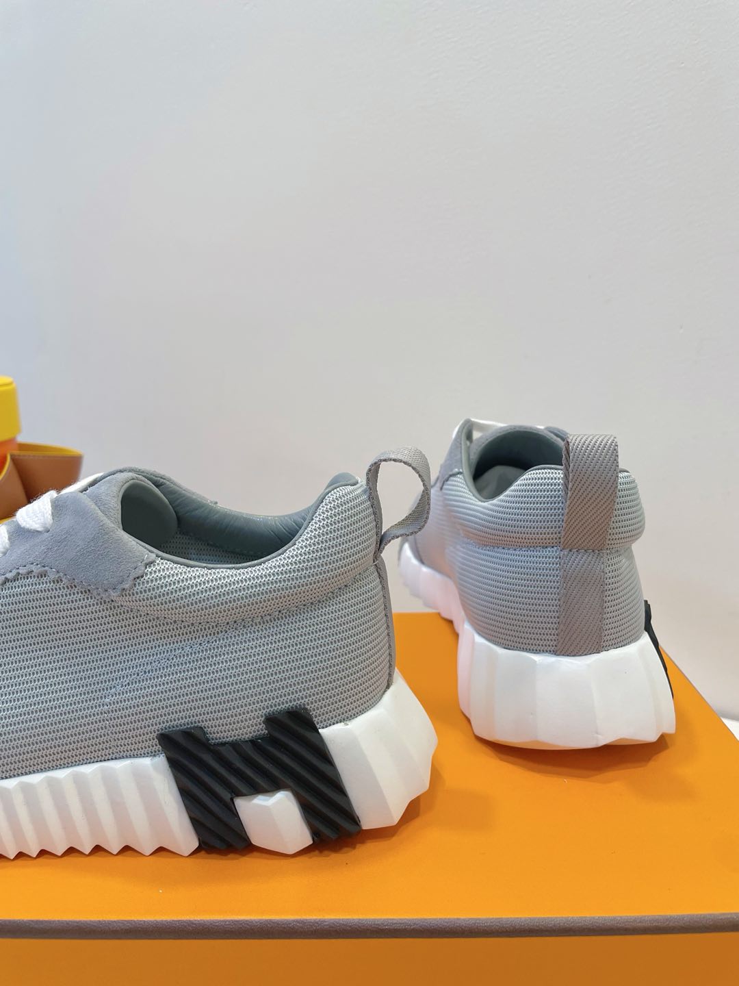 HM  Bouncing sneaker Gray Fabric with Suede 212280