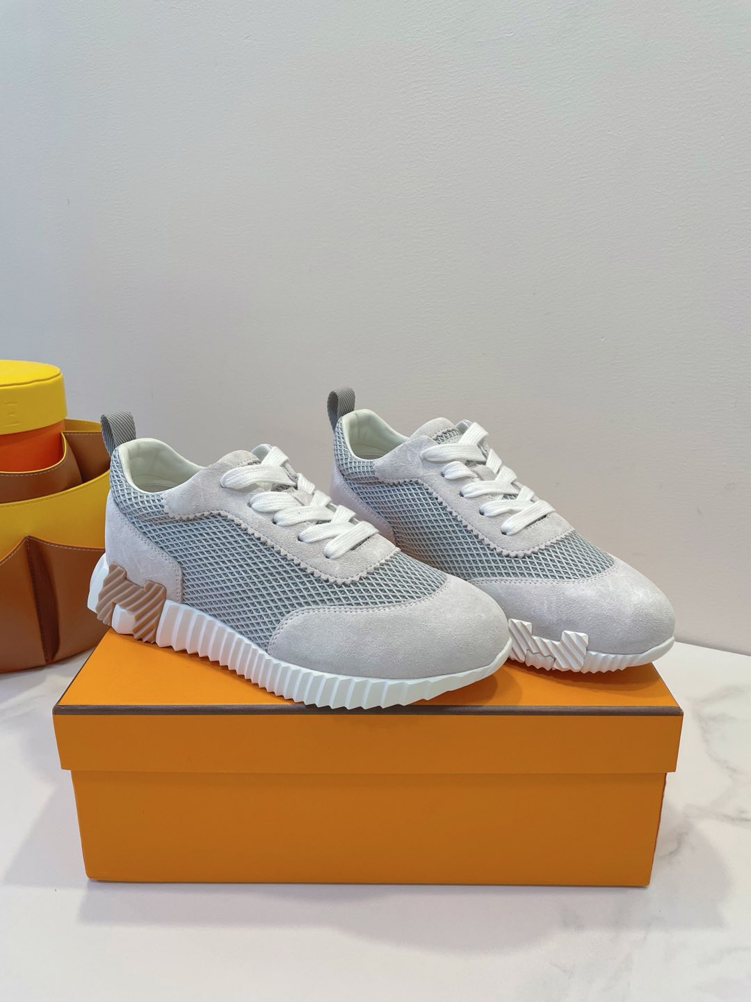 HM  Bouncing sneaker Beige Grey Fabric with Suede 212281