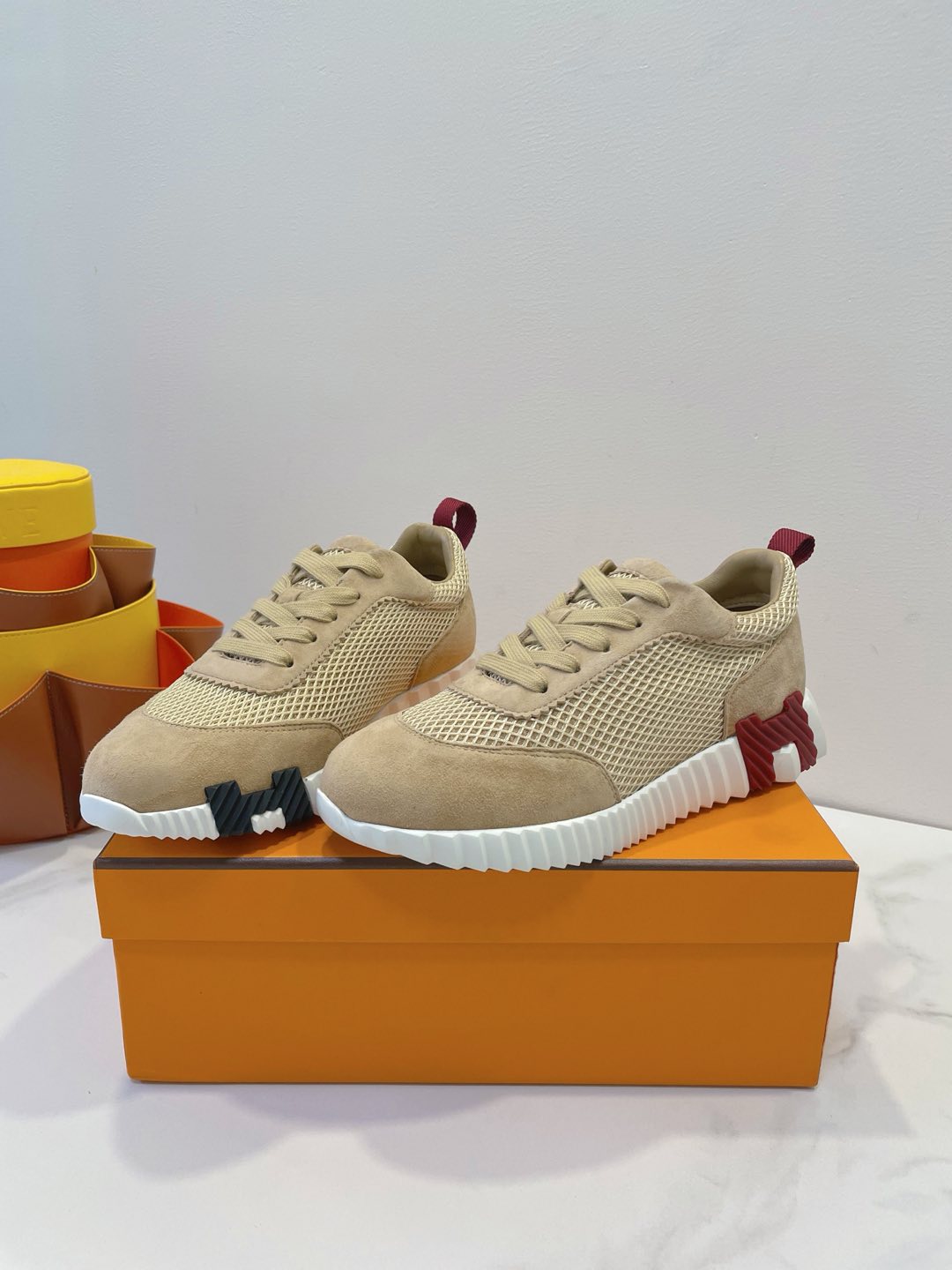 HM  Bouncing sneaker Tortilla Brown Fabric with Suede 212282