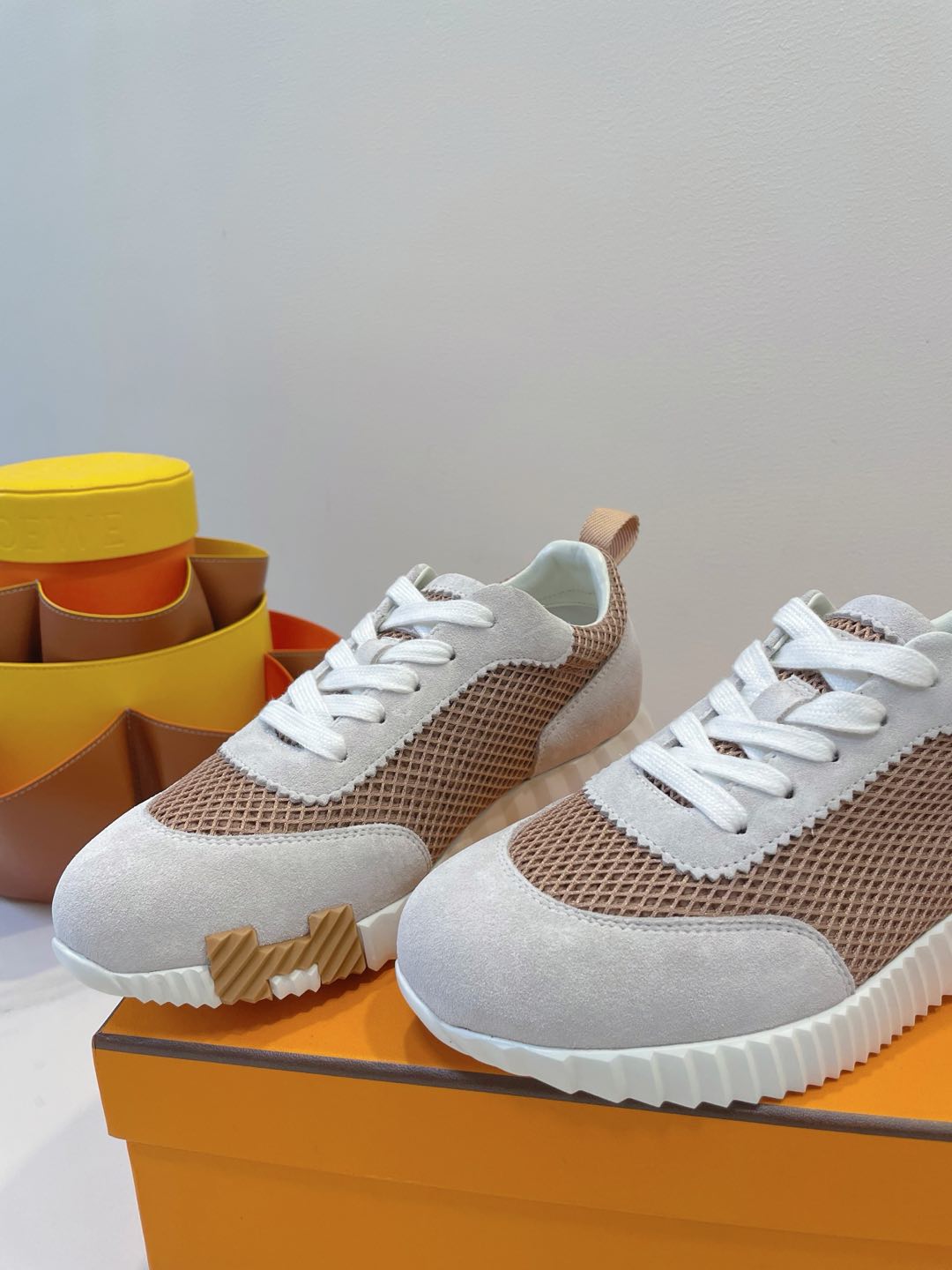 HM  Bouncing sneaker Beige Gray mix Velvet Rose Fabric with Suede 212283