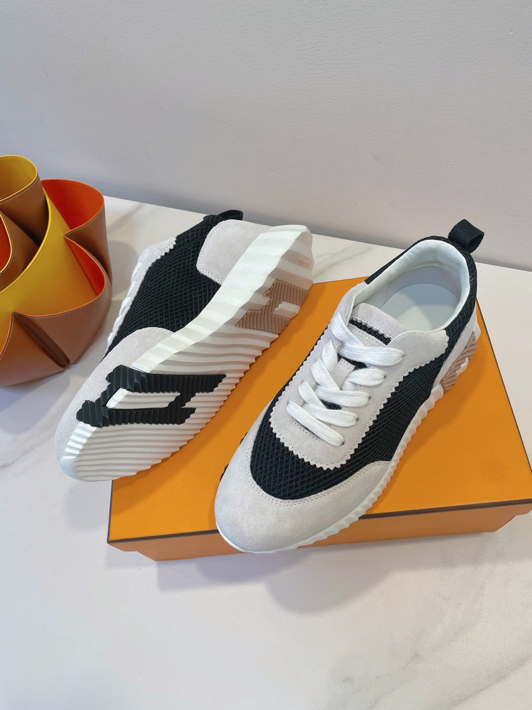 HM  Bouncing sneaker Beige Gray mix Black Fabric with Suede 212284